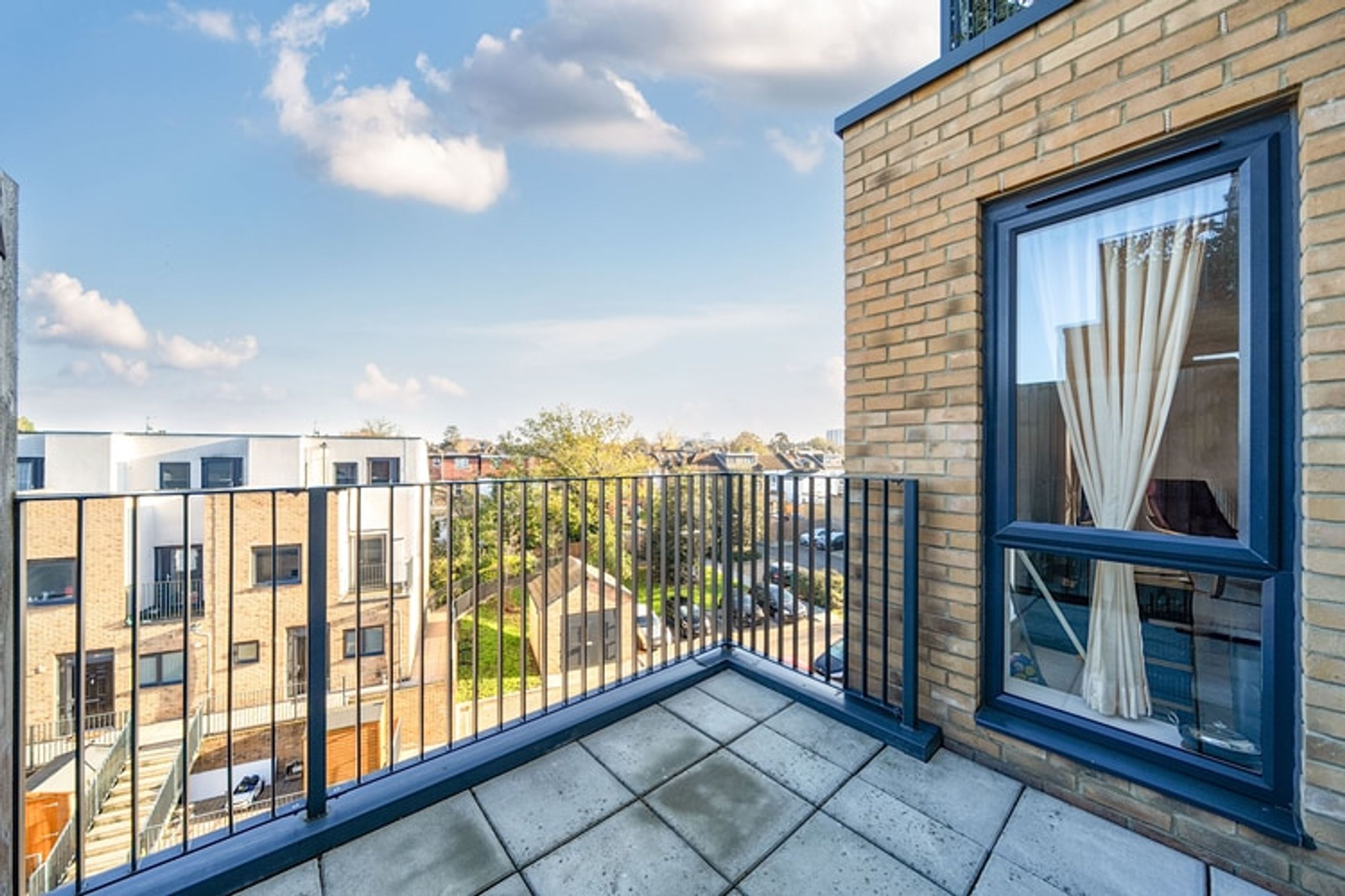 Property photo 18 of 20 for Trevor Roper Close, Ilford