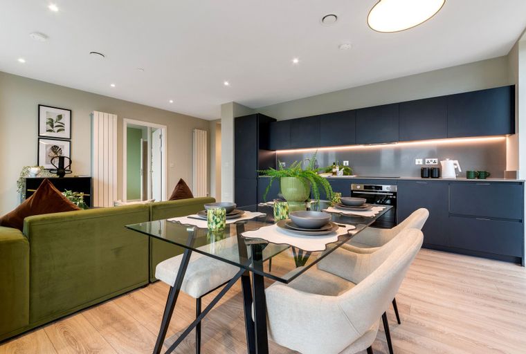 Property photo 2 of 5 for 5 Railway Walk