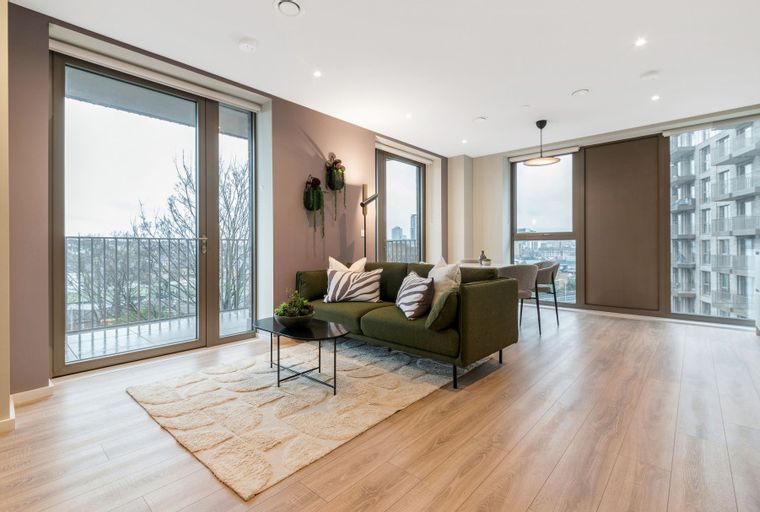 Property photo 7 of 9 for 5 Railway Walk