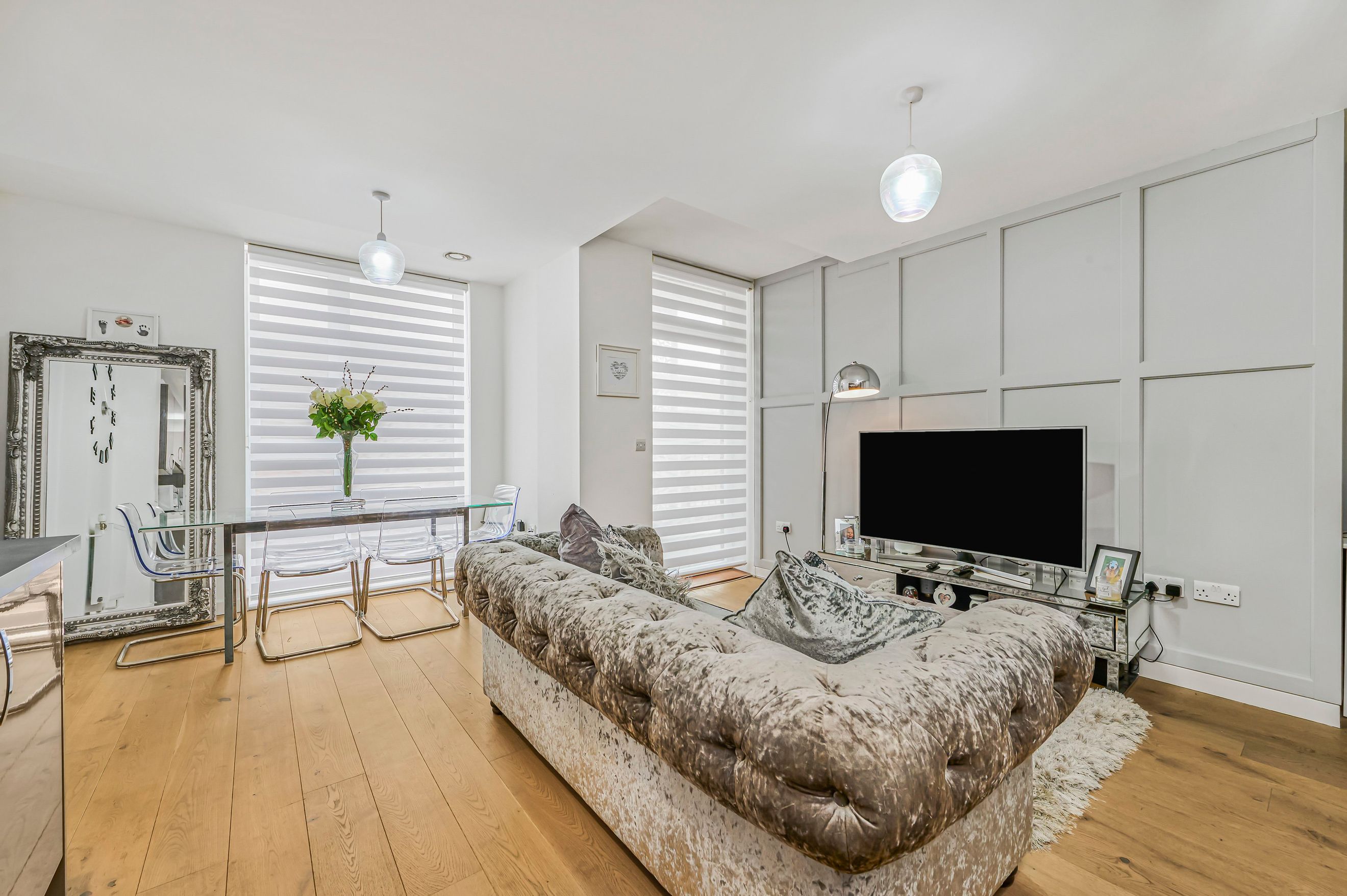 Property photo 3 of 14 for Amelia Street, London