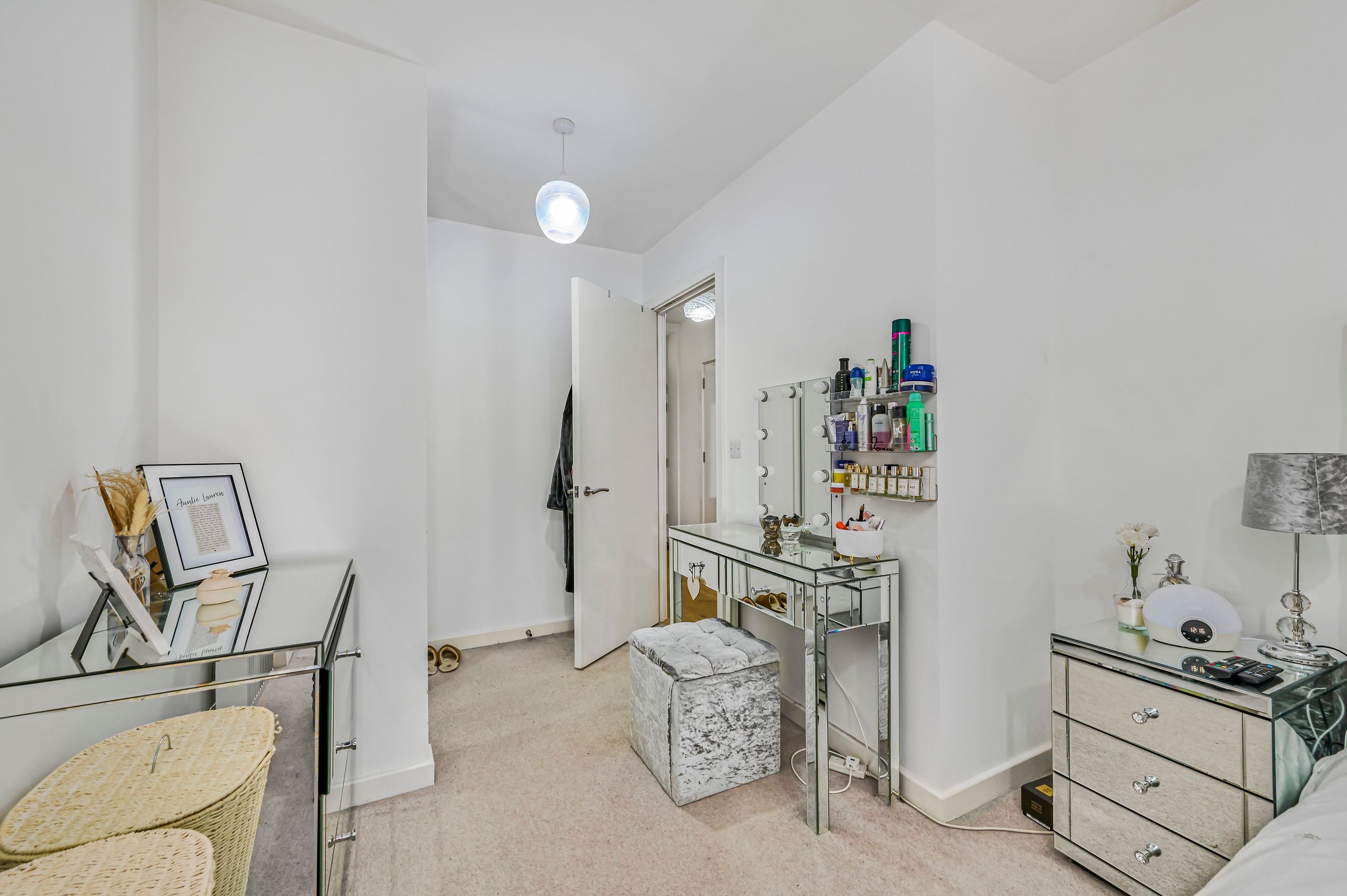 Property photo 8 of 14 for Amelia Street, London