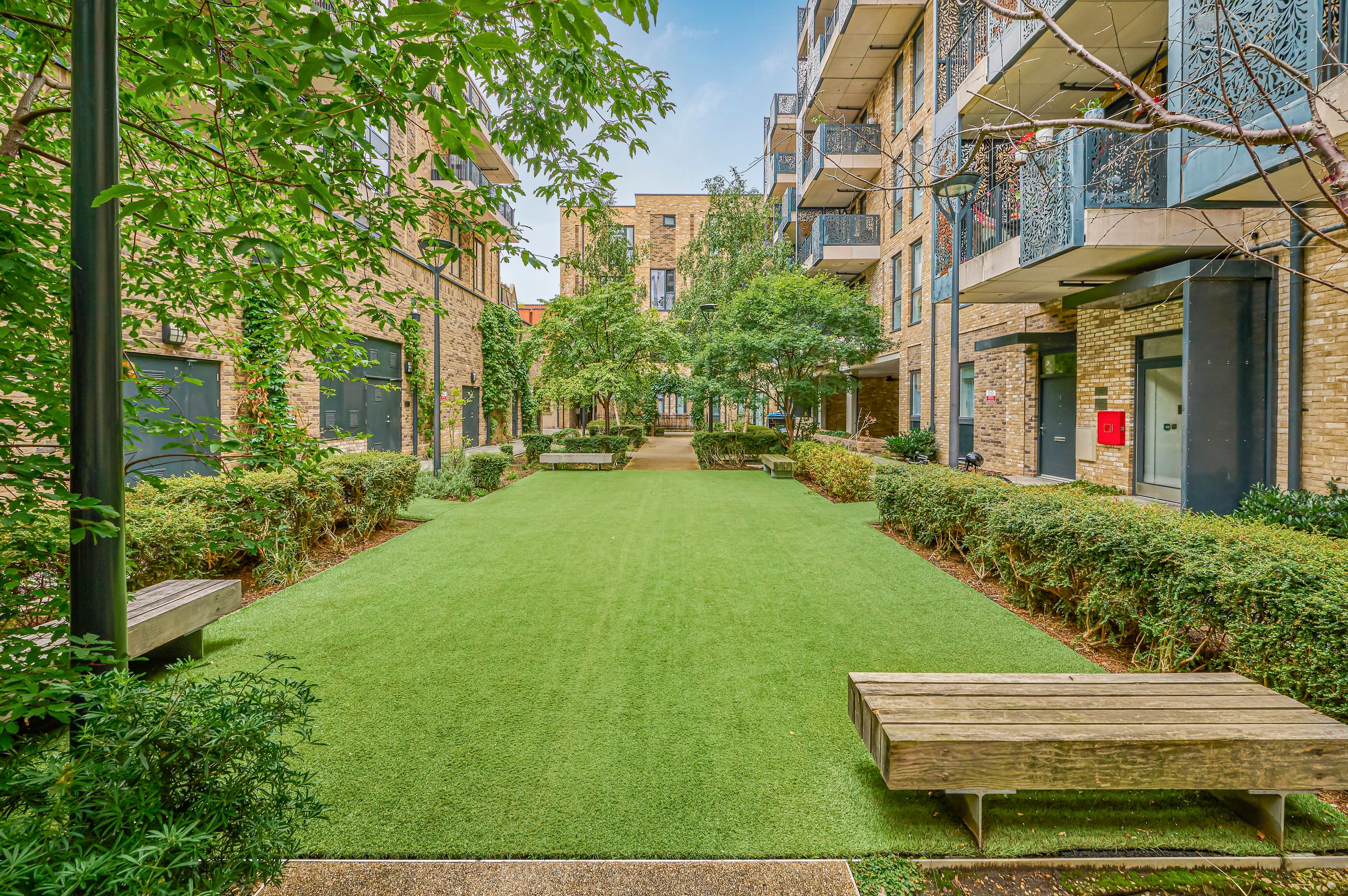 Property photo 13 of 14 for Amelia Street, London