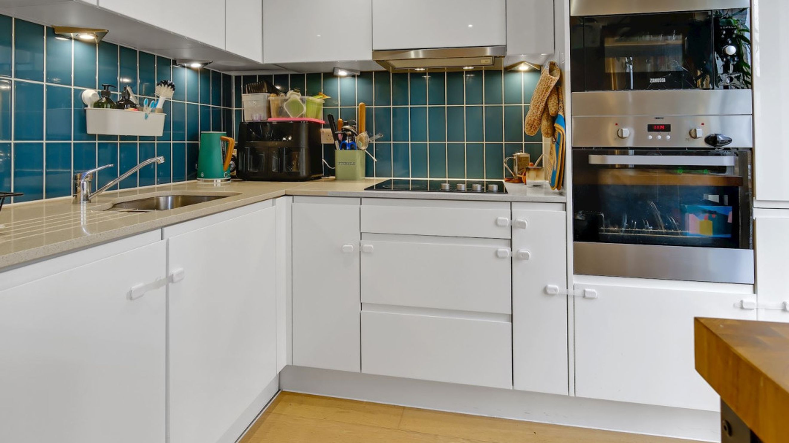 Property photo 3 of 14 for Westferry Rd, London,  