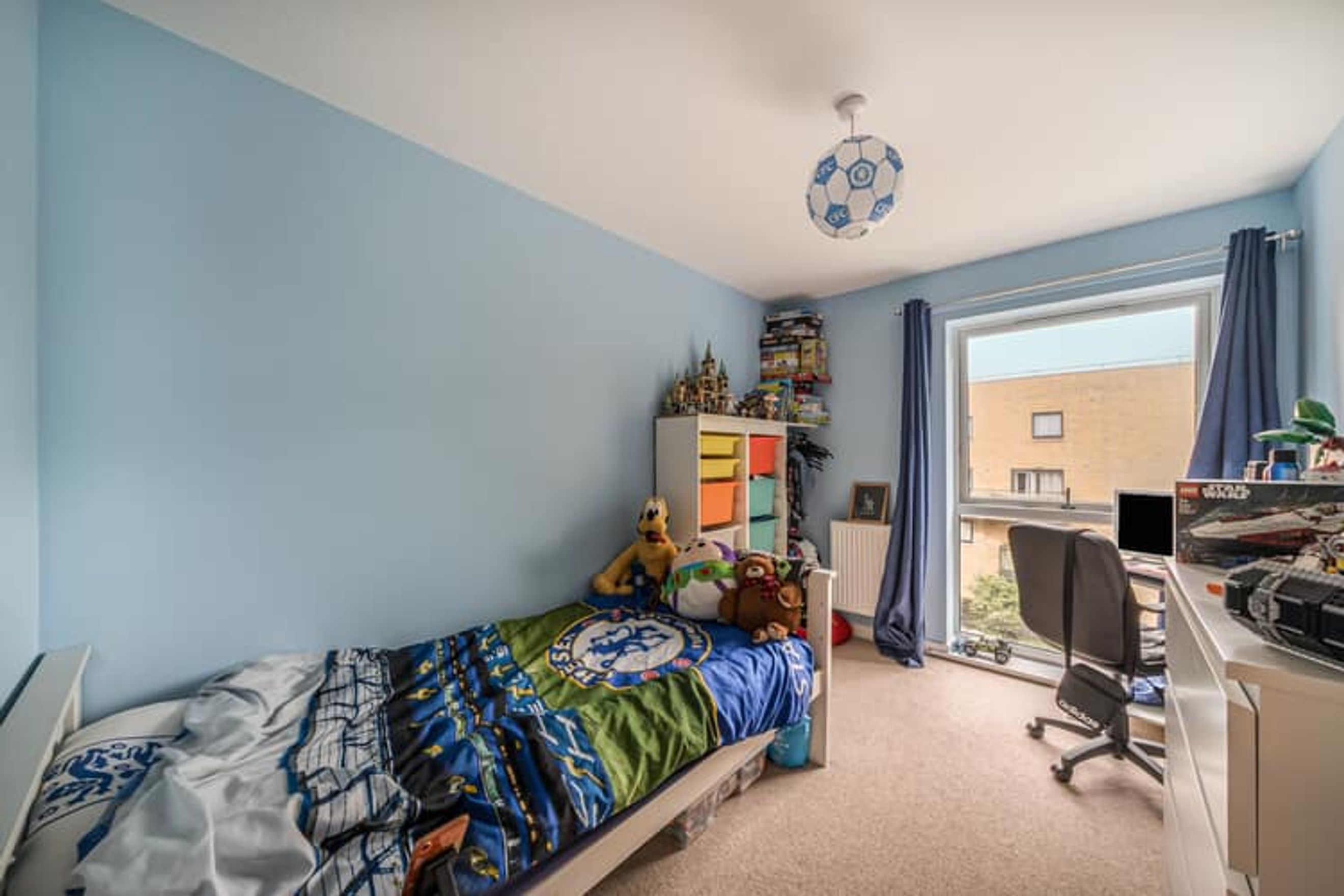 Property photo 8 of 15 for Chenille Court, Hackbridge Road