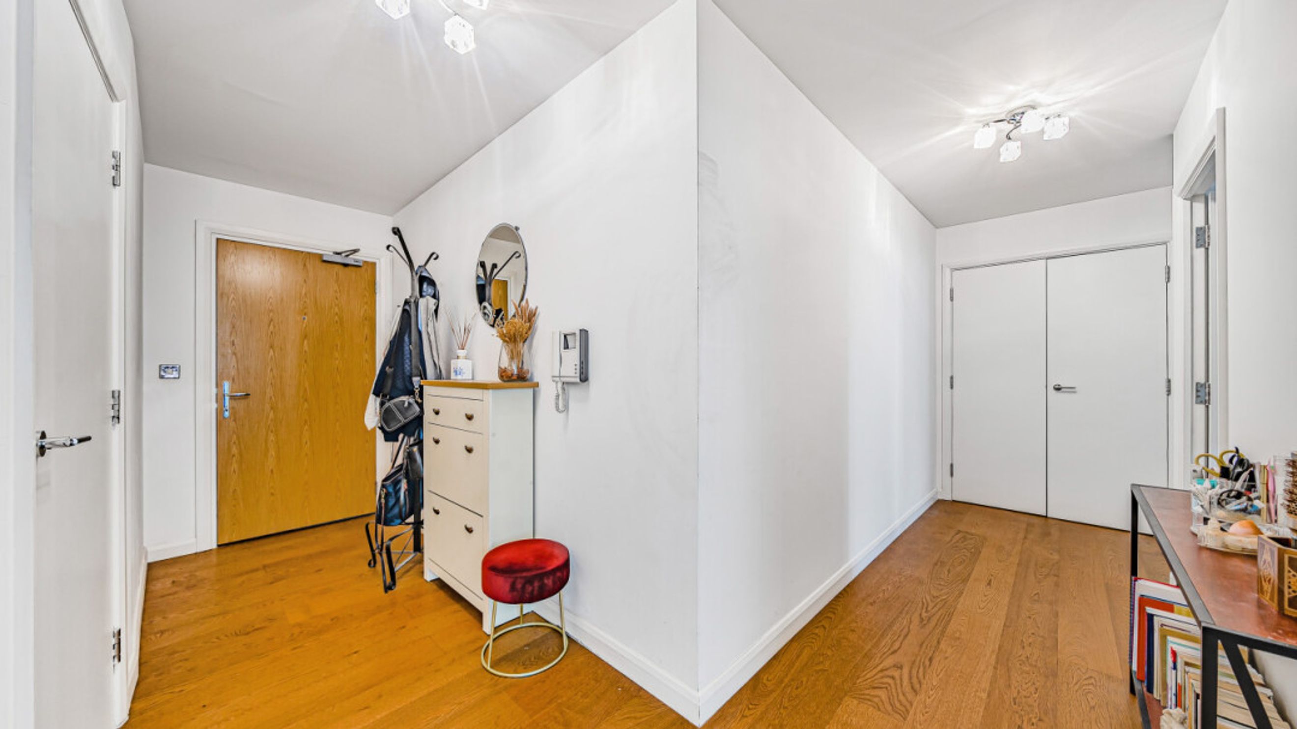 Property photo 31 of 32 for Franklin House,  