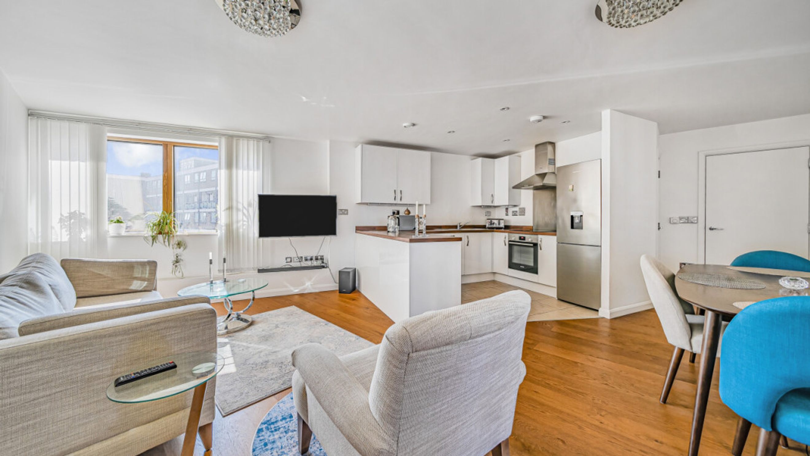 Property photo 1 of 32 for Franklin House,  