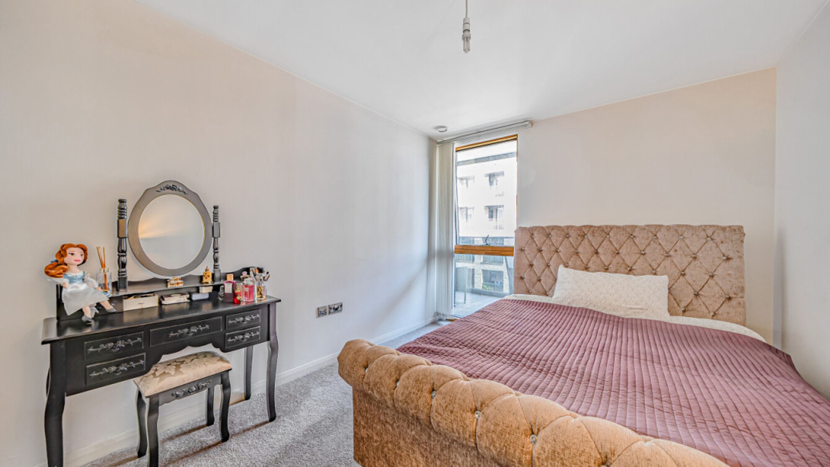 Property photo 26 of 32 for Franklin House,  