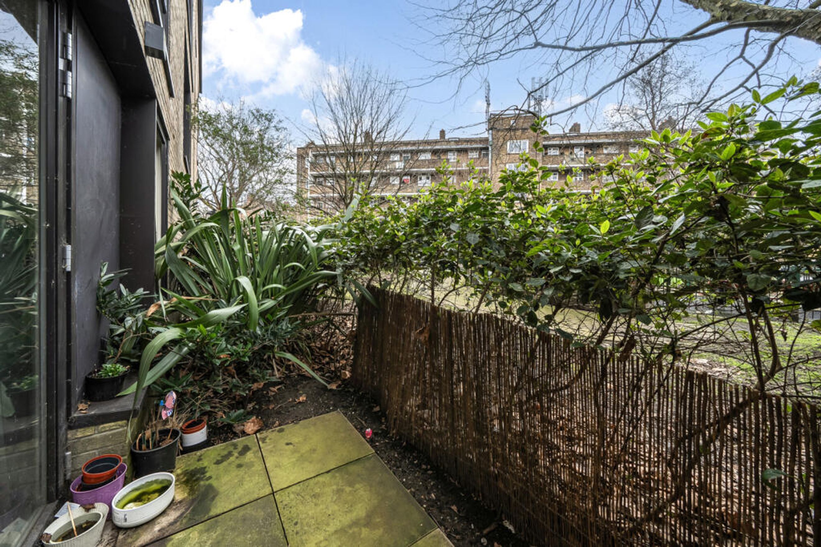 Property photo 6 of 16 for 6 Sail Street