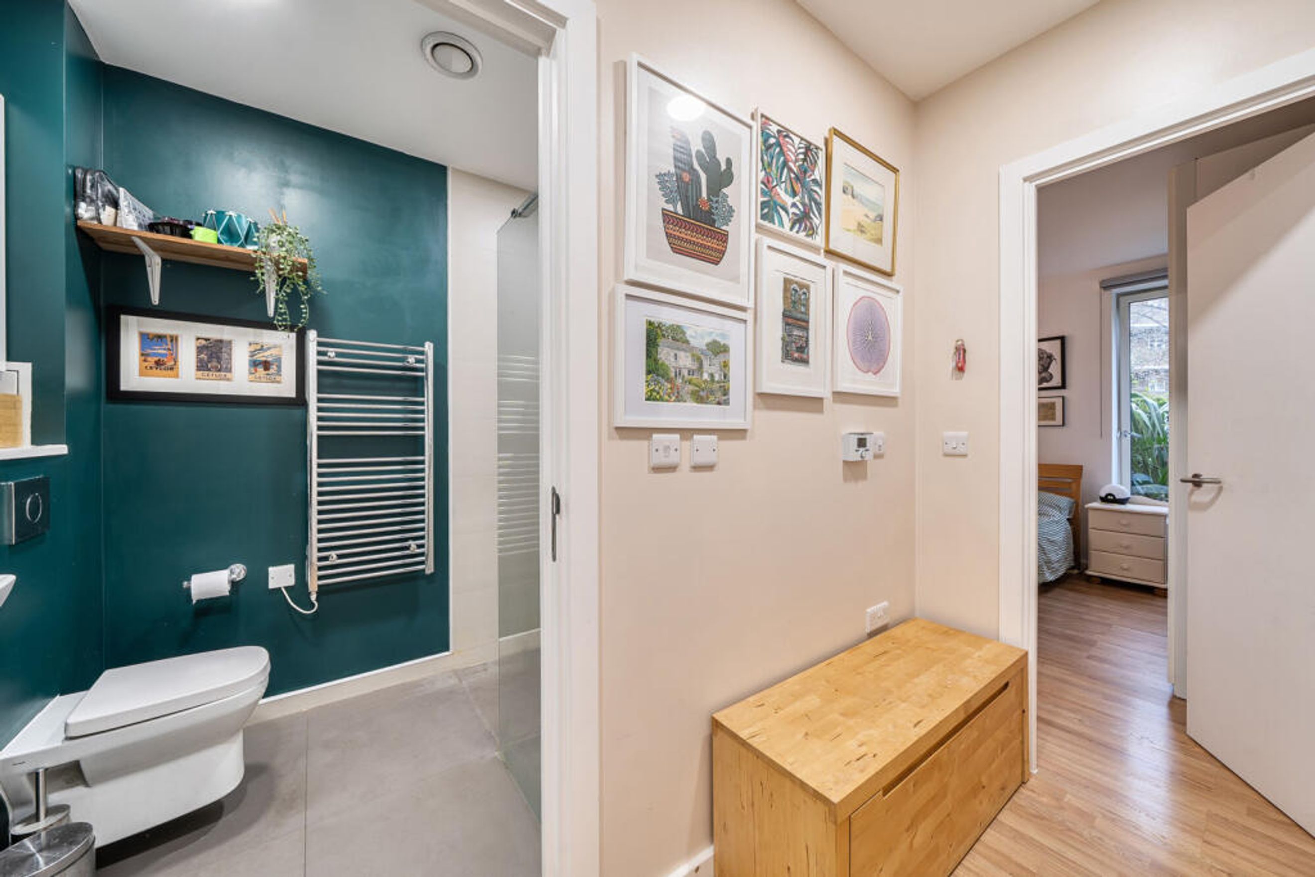 Property photo 13 of 16 for 6 Sail Street