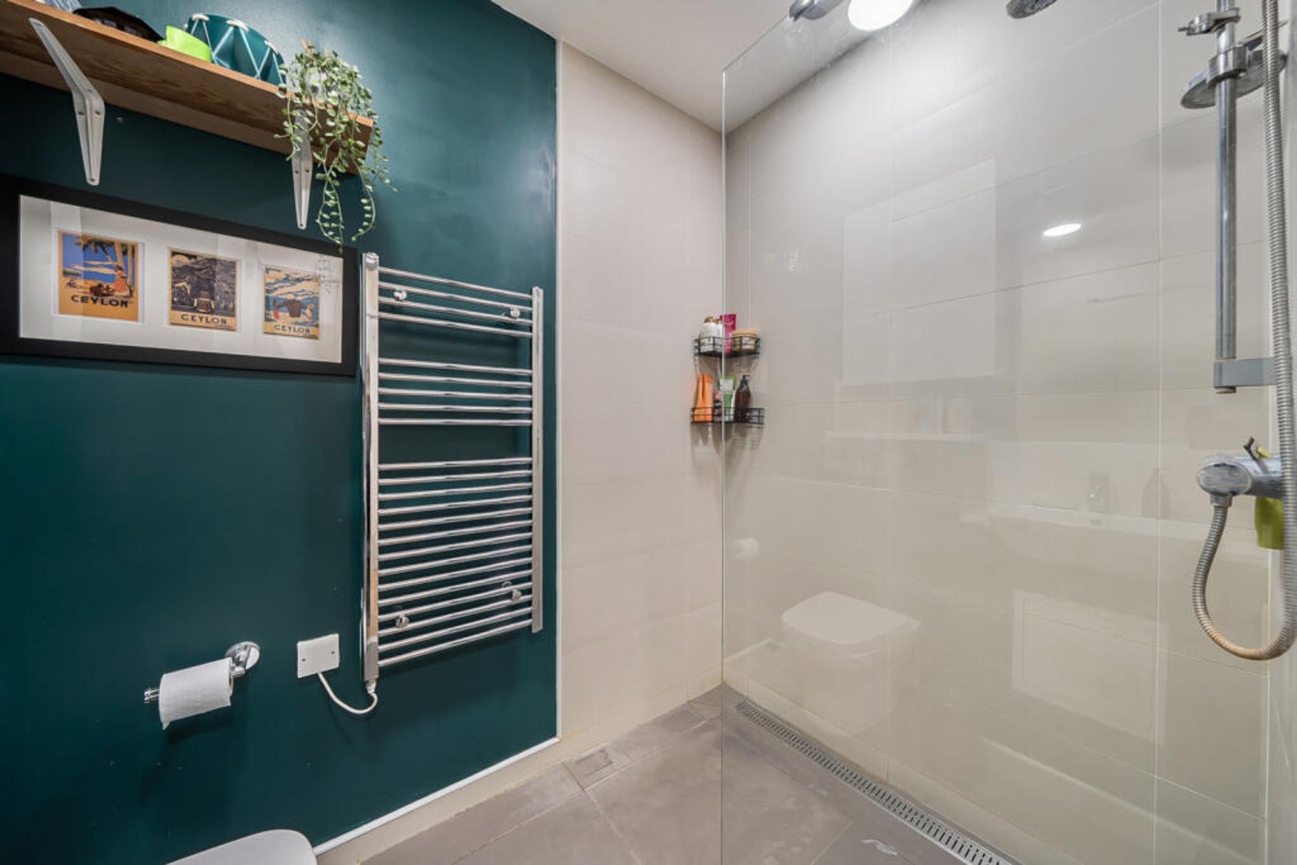 Property photo 9 of 16 for 6 Sail Street