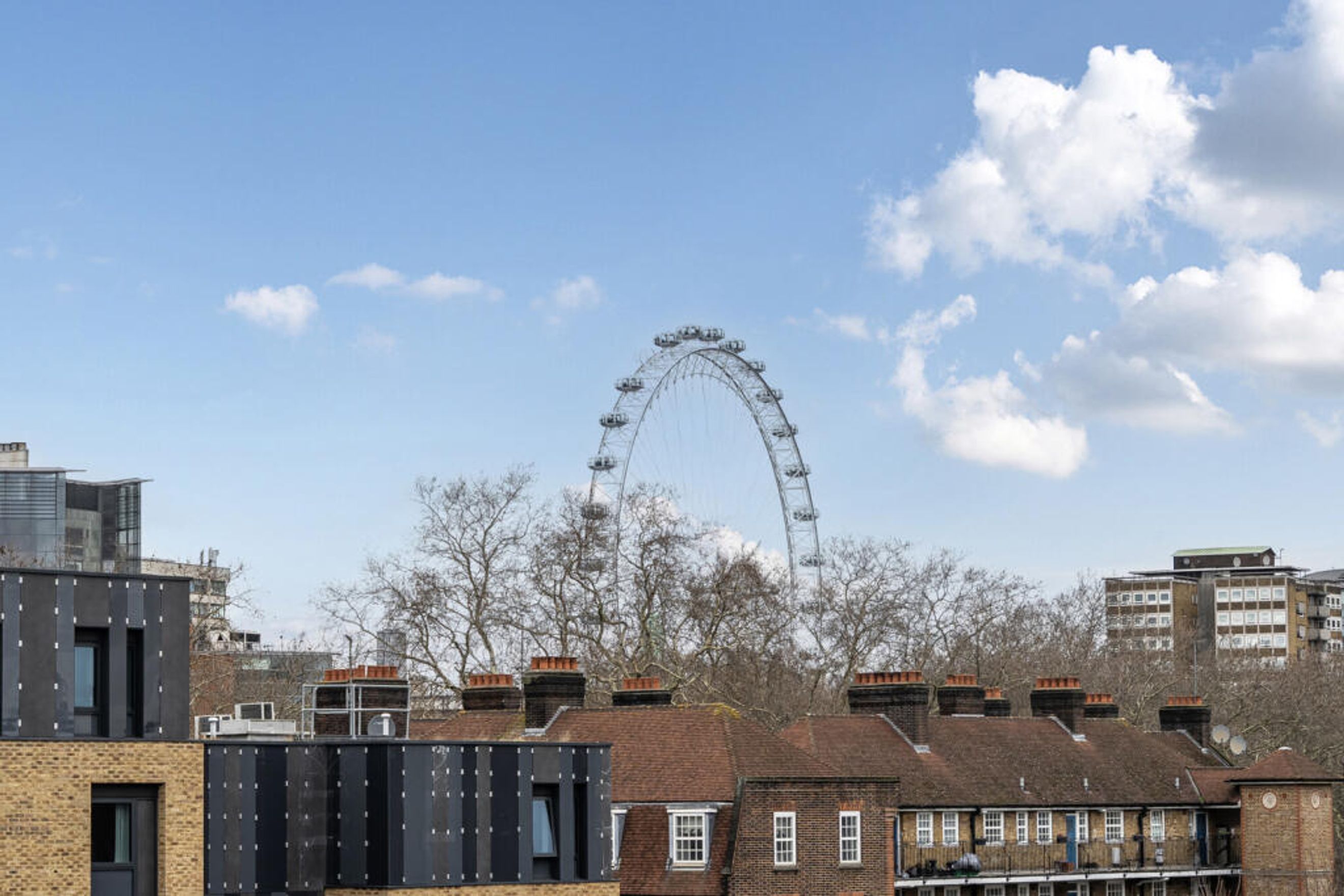 Property photo 15 of 16 for 6 Sail Street