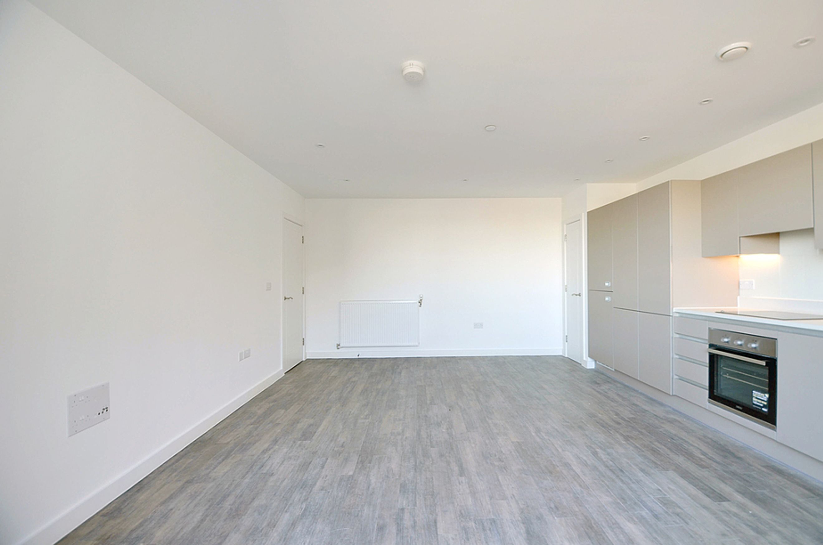 Property photo 2 of 22 for Hulford Apartments, London