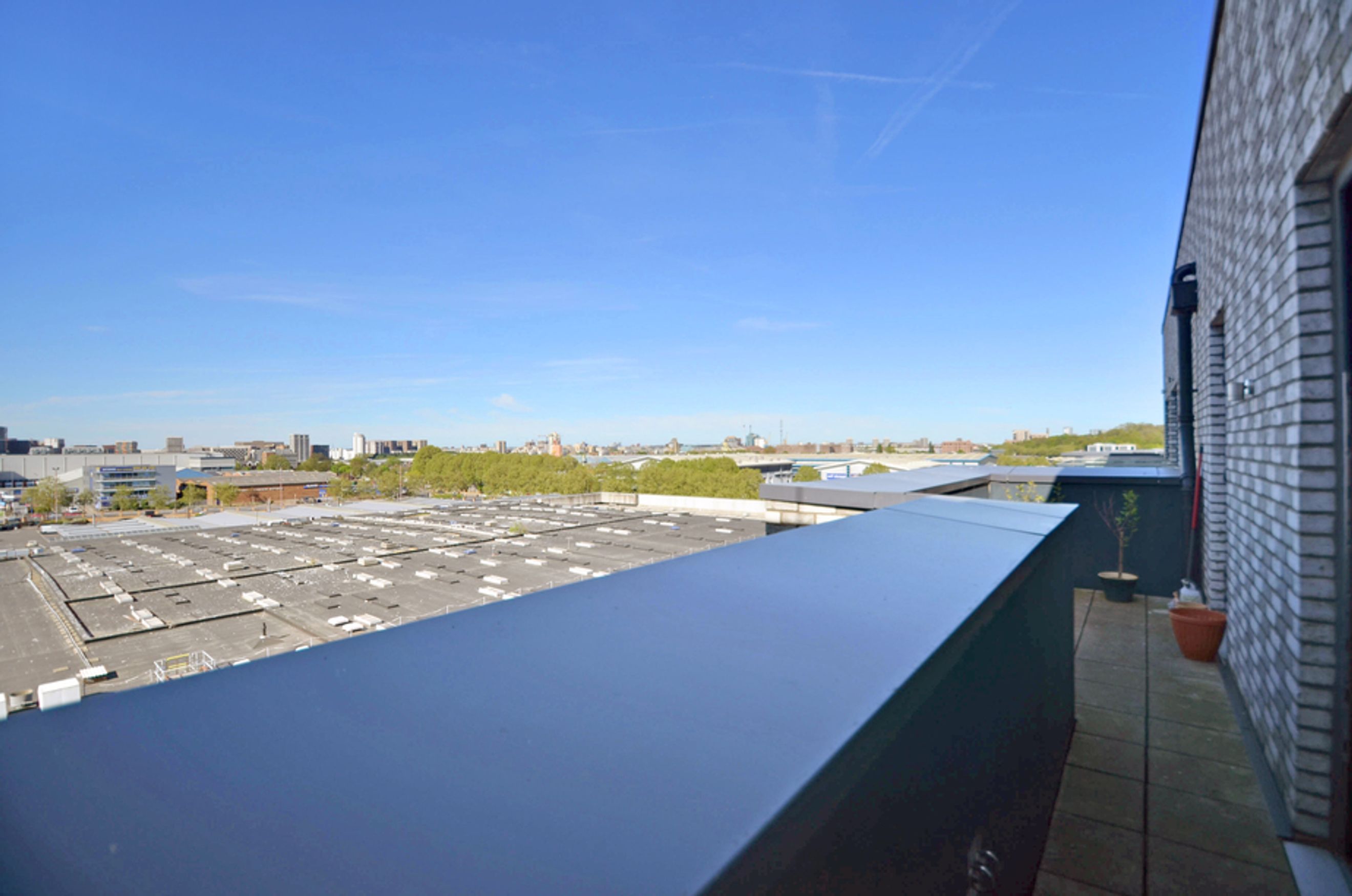 Property photo 18 of 22 for Hulford Apartments, London