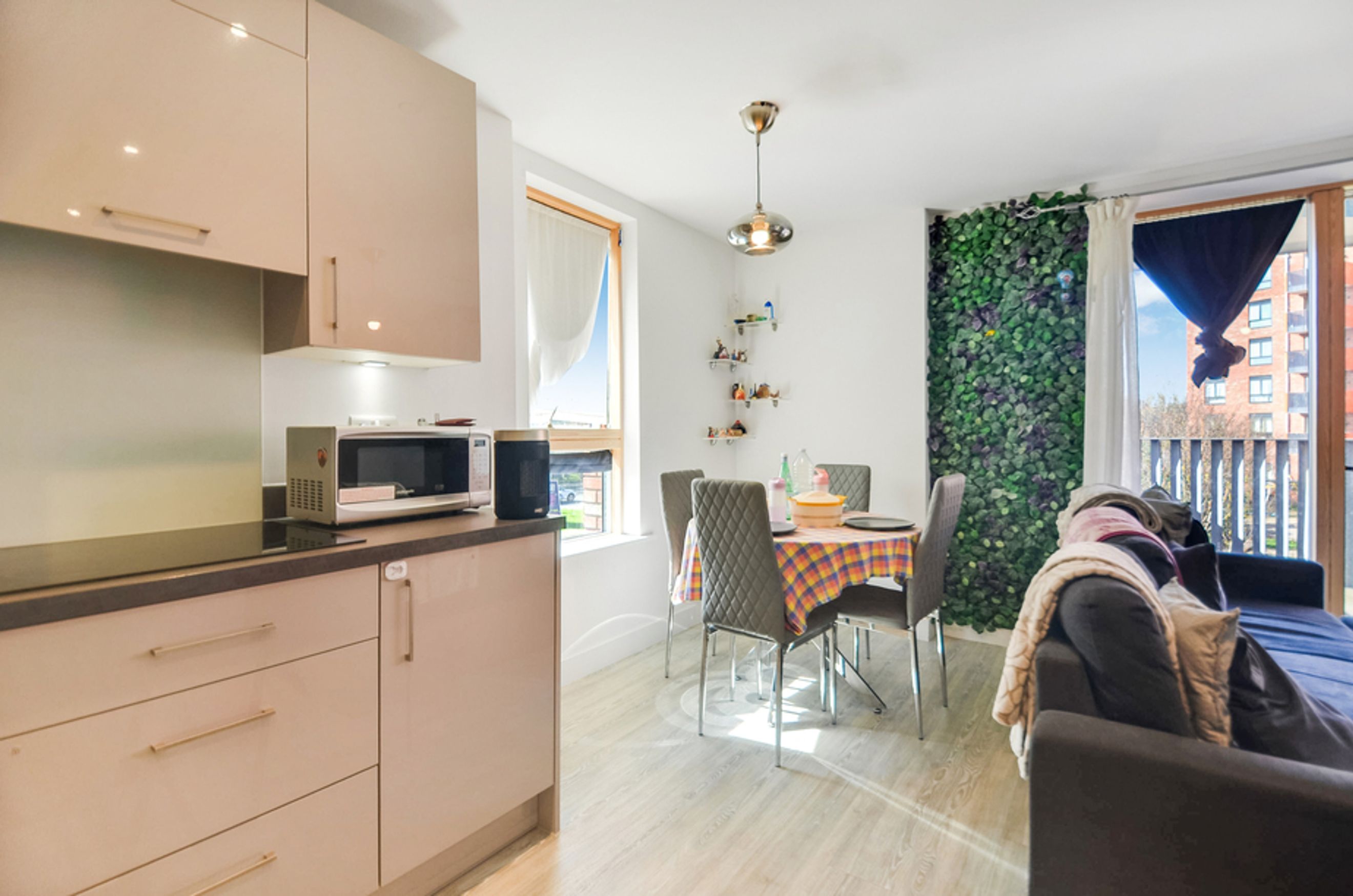 Property photo 6 of 27 for Galingale Court, Thames Reach