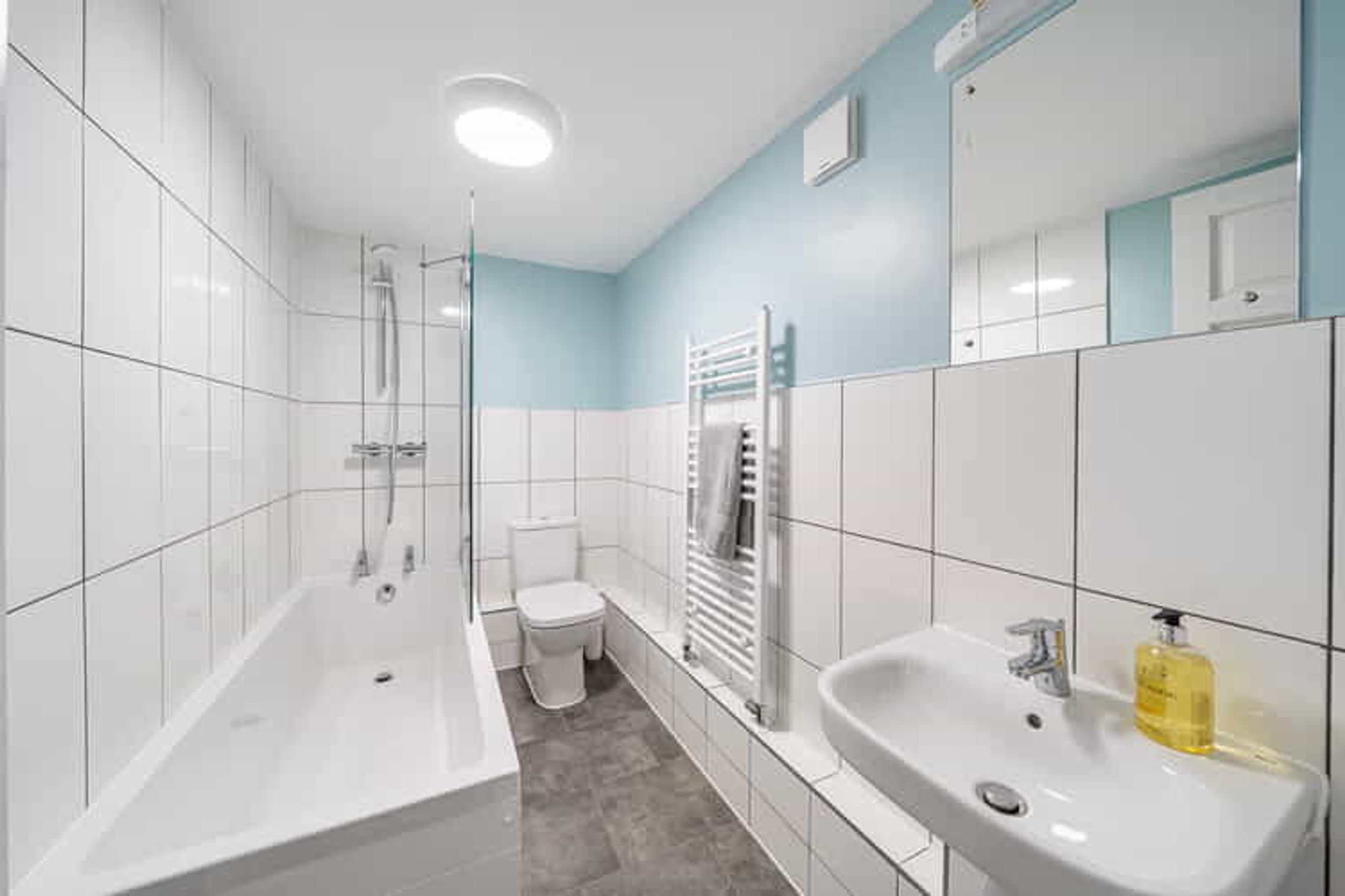 Property photo 12 of 20 for Old School Court, Drapers Road