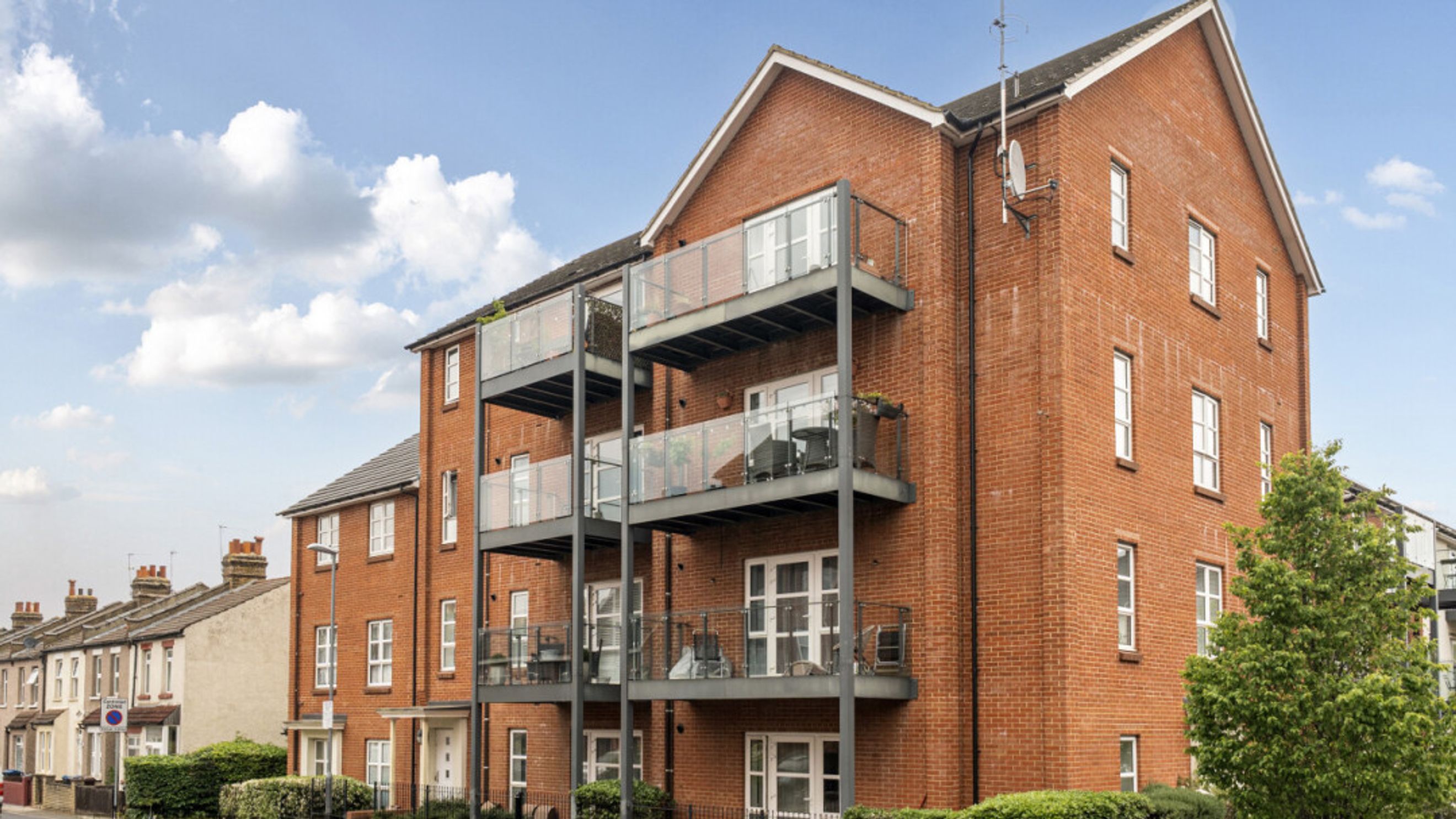 Property photo 15 of 32 for Carroll Court,  