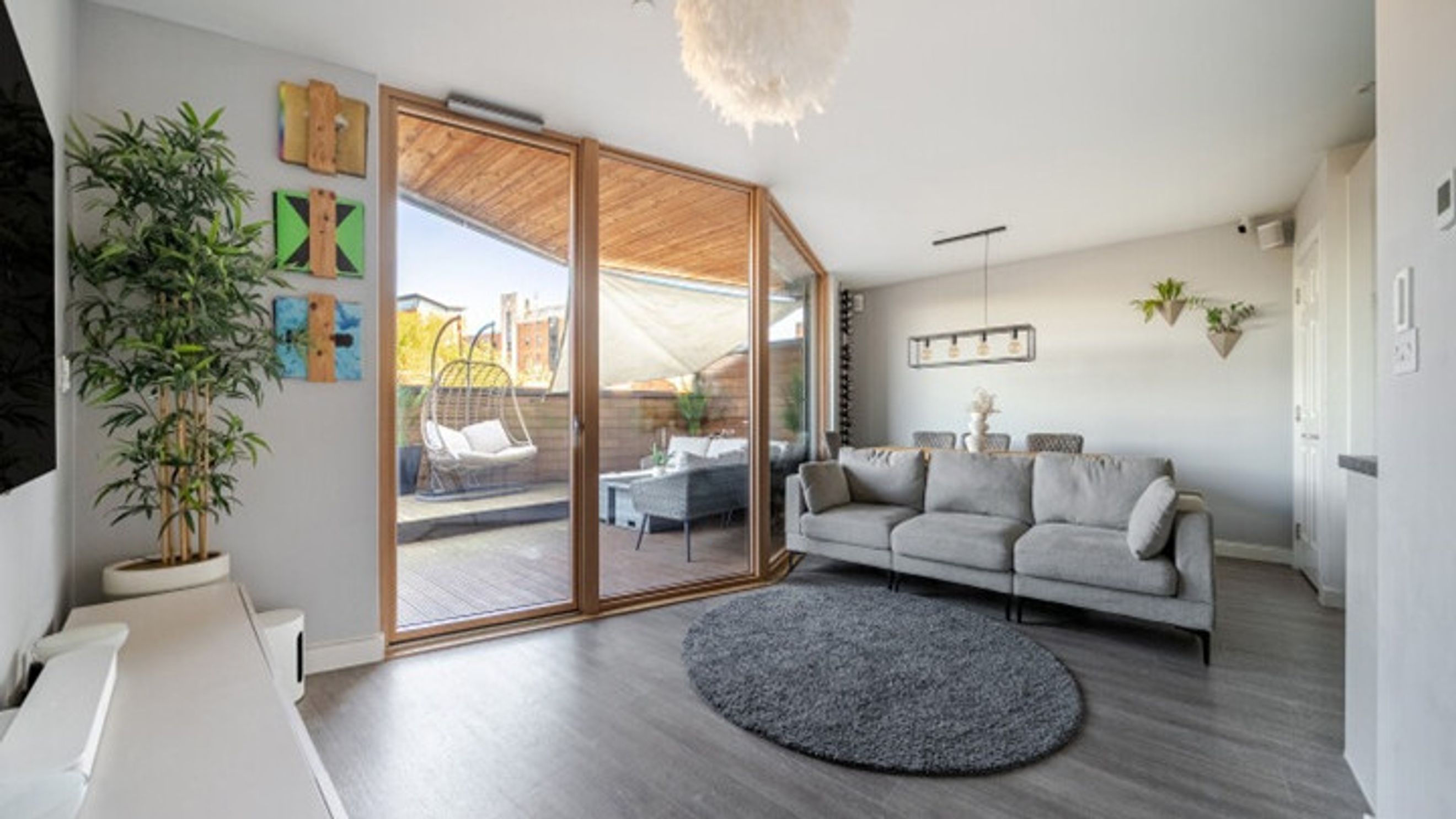 Property photo 1 of 17 for Varney Court, 10 St Mark's Square, Bromley, Kent - Ref DO2605111350,  