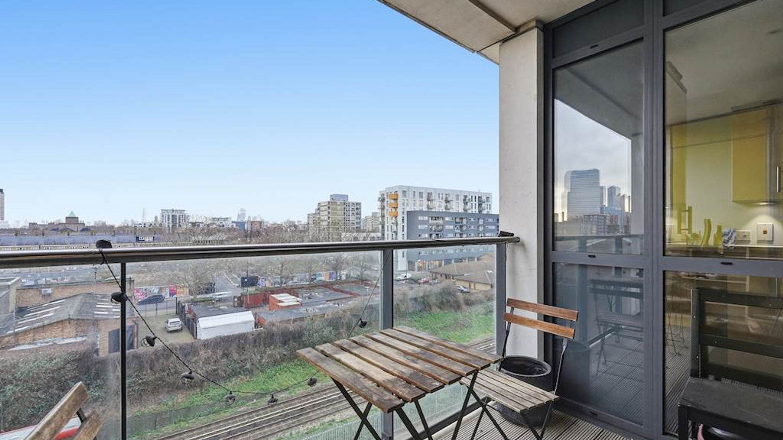 Property photo 2 of 19 for London, London,  