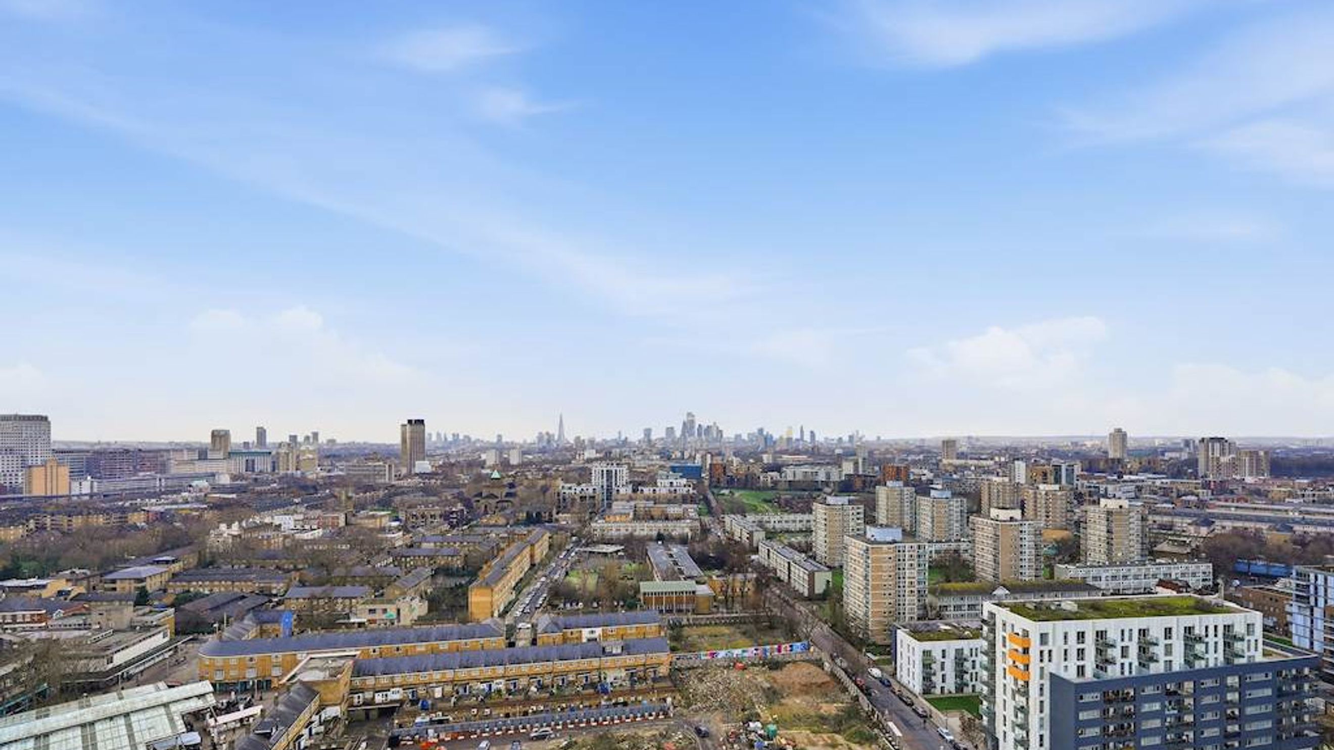 Property photo 19 of 19 for London, London,  