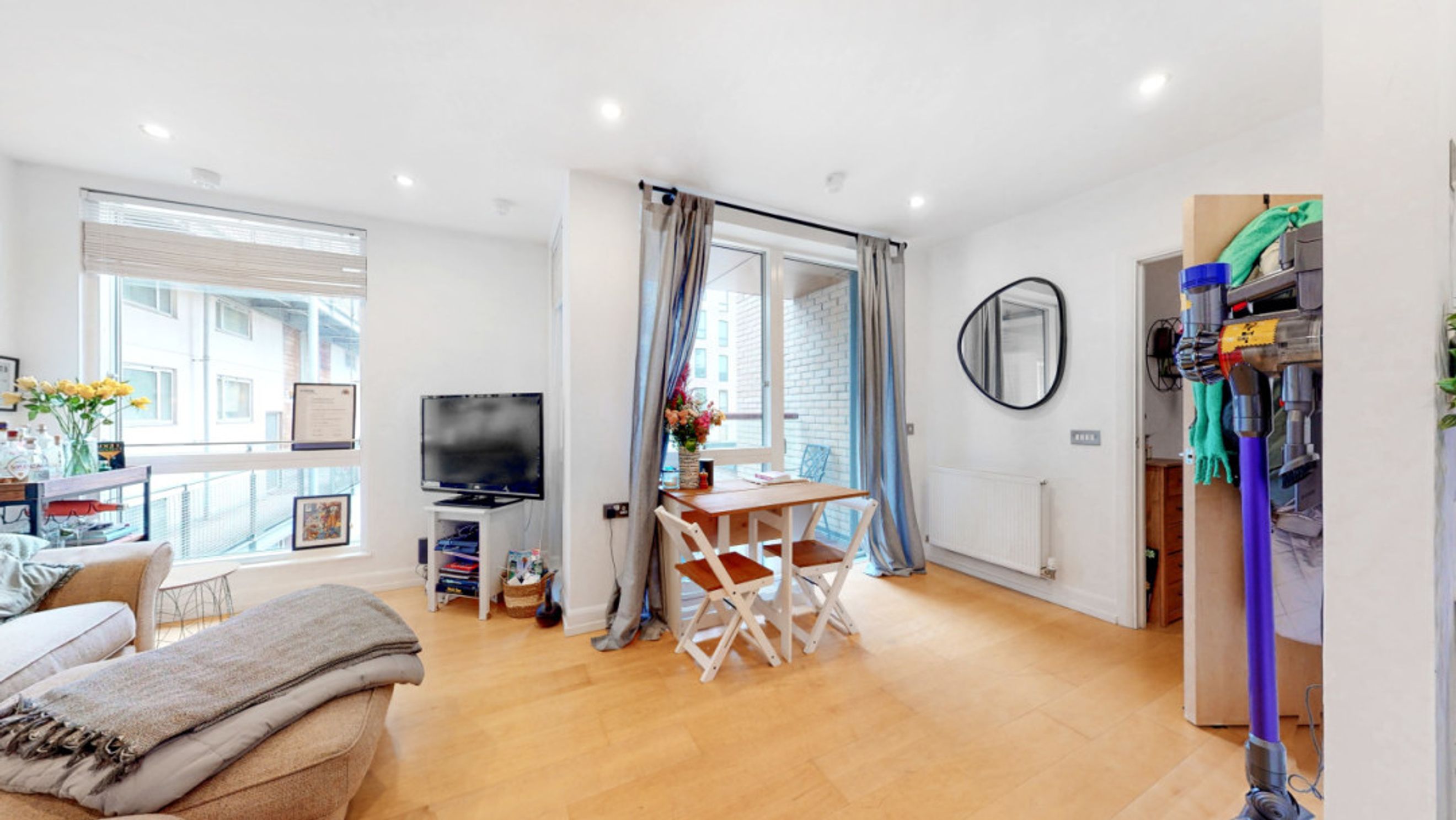 Property photo 2 of 28 for Commercial Wharf,  
