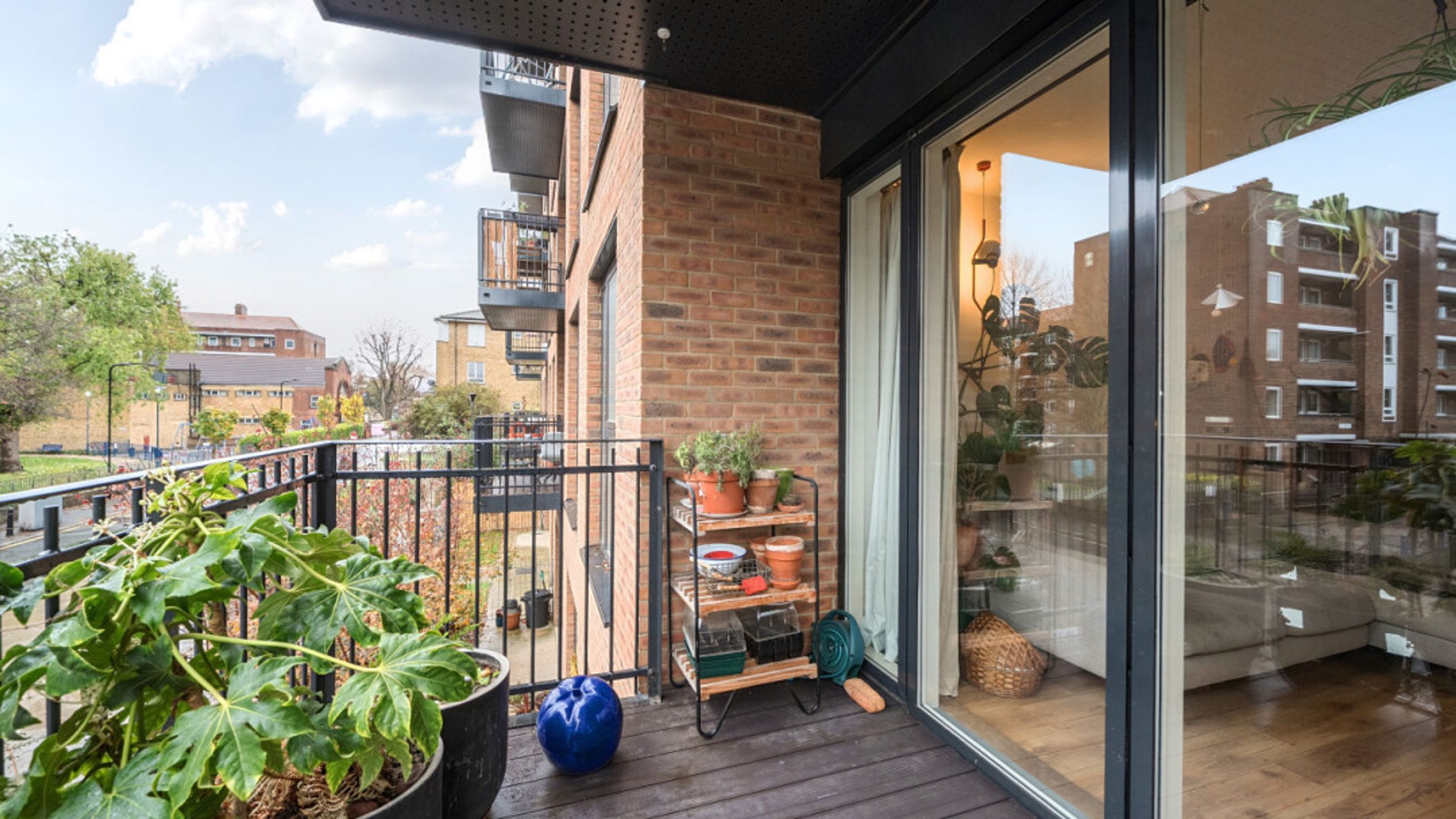 Property photo 12 of 46 for Lace House,  