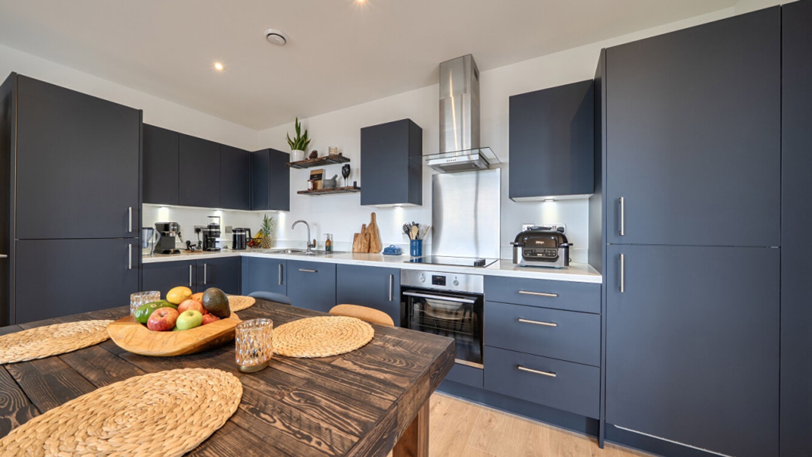 Property photo 6 of 56 for Crestline House, 6 Halewood Way, Rainham,  