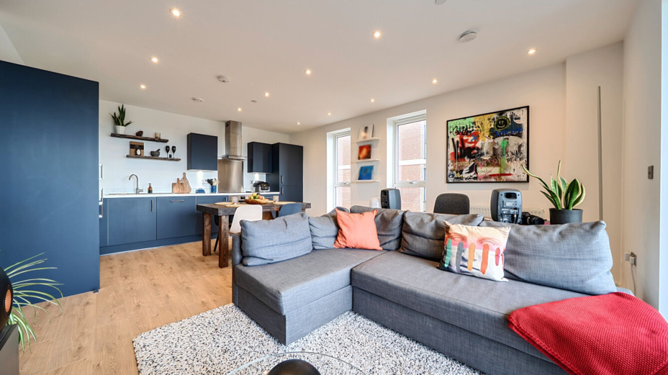 Property photo 37 of 56 for Crestline House, 6 Halewood Way, Rainham,  