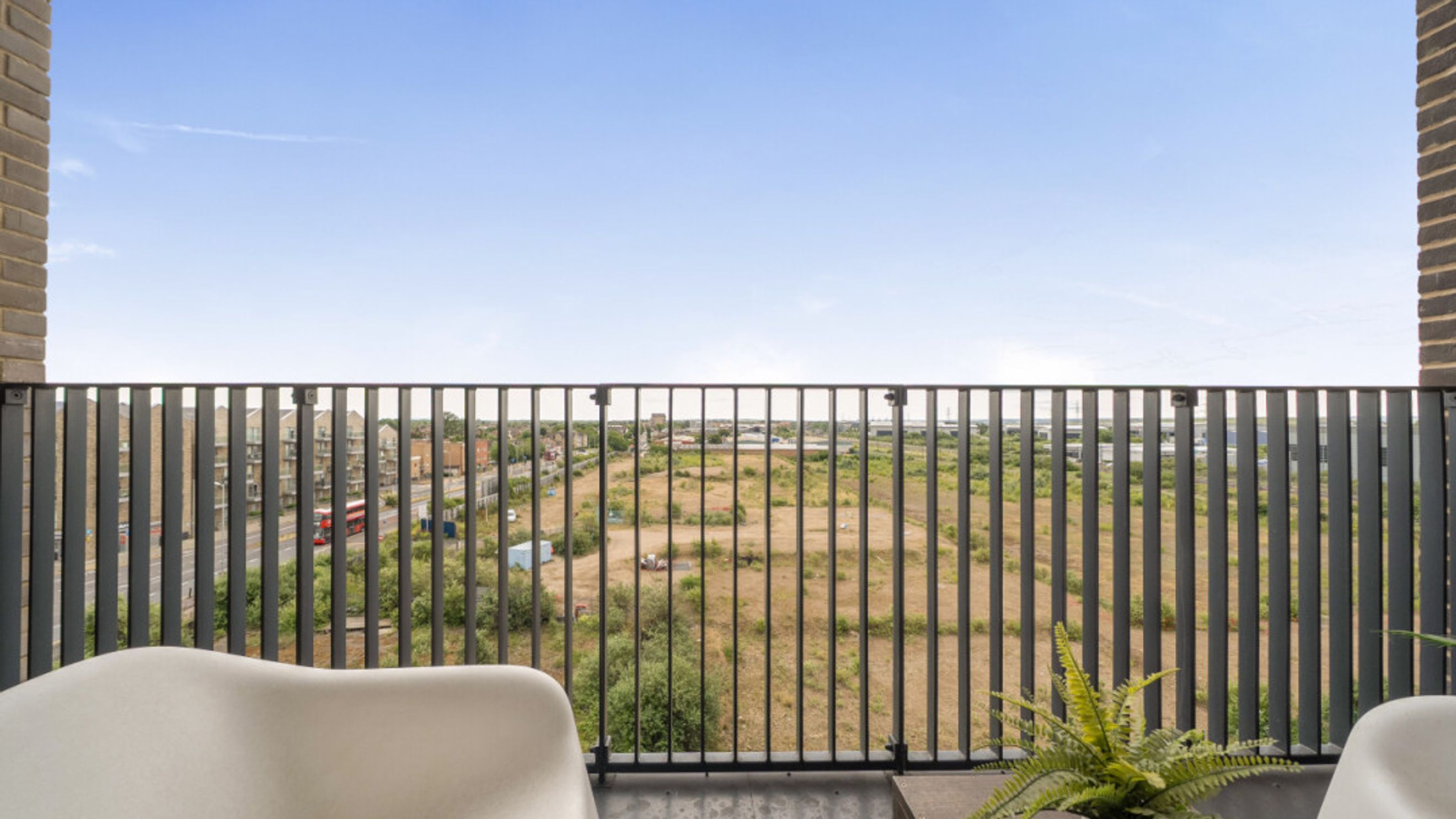 Property photo 41 of 56 for Crestline House, 6 Halewood Way, Rainham,  
