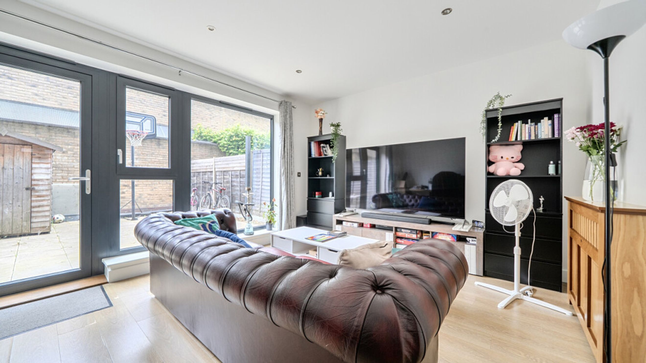 Property photo 1 of 38 for Parade Gardens, Walthamstow,  
