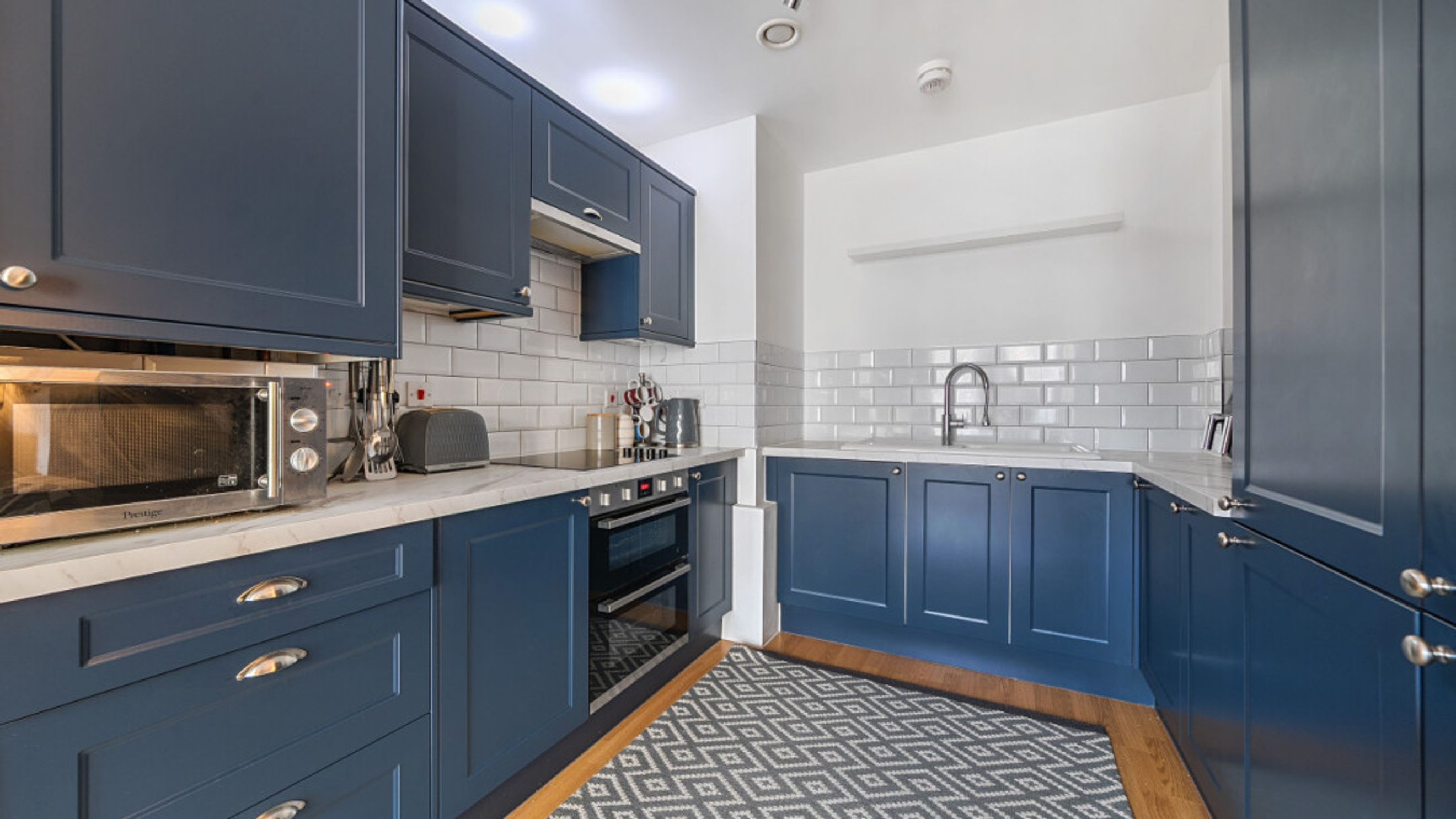 Property photo 4 of 36 for Wild Rose House, Romford,  