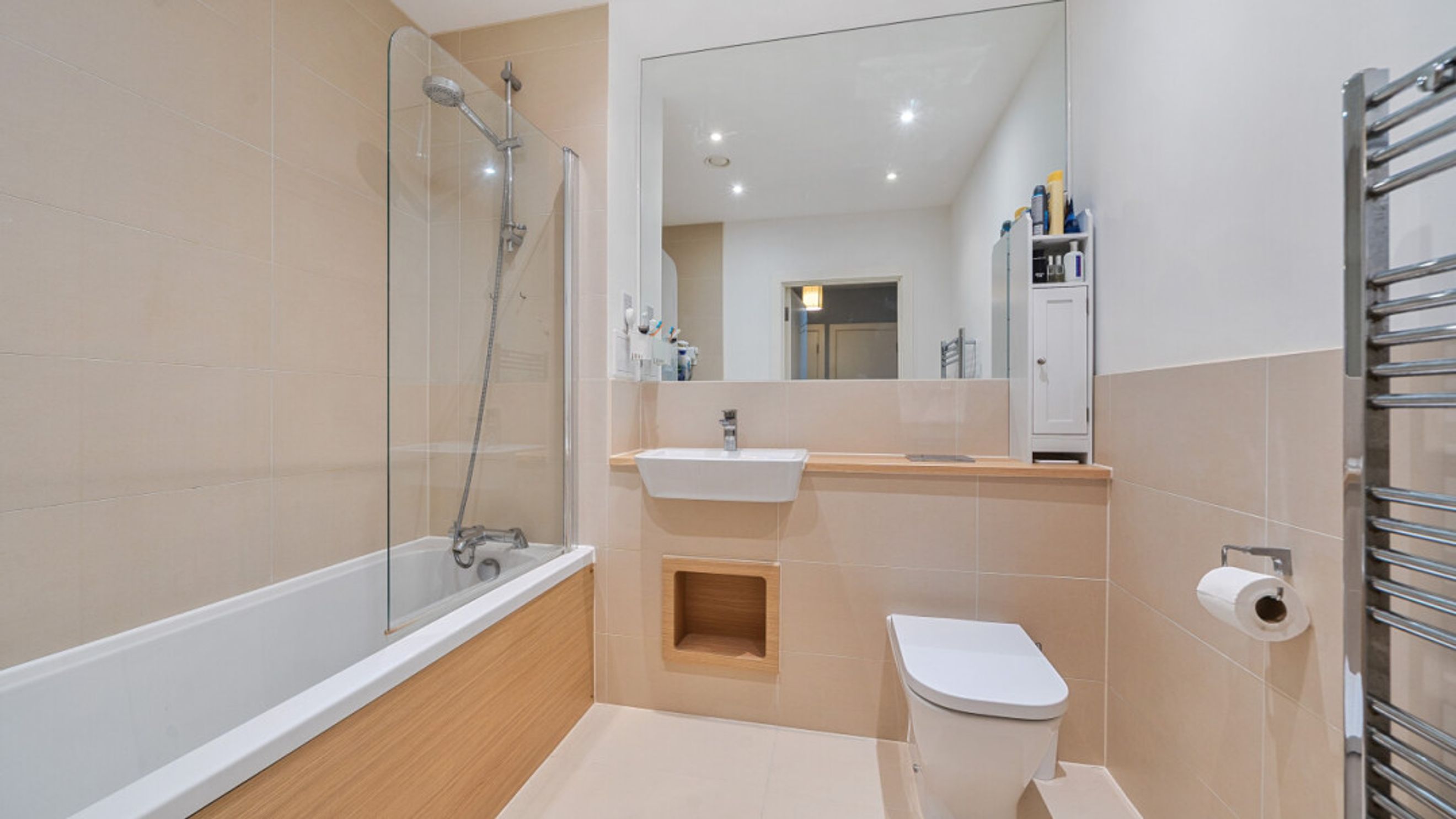 Property photo 14 of 36 for Wild Rose House, Romford,  