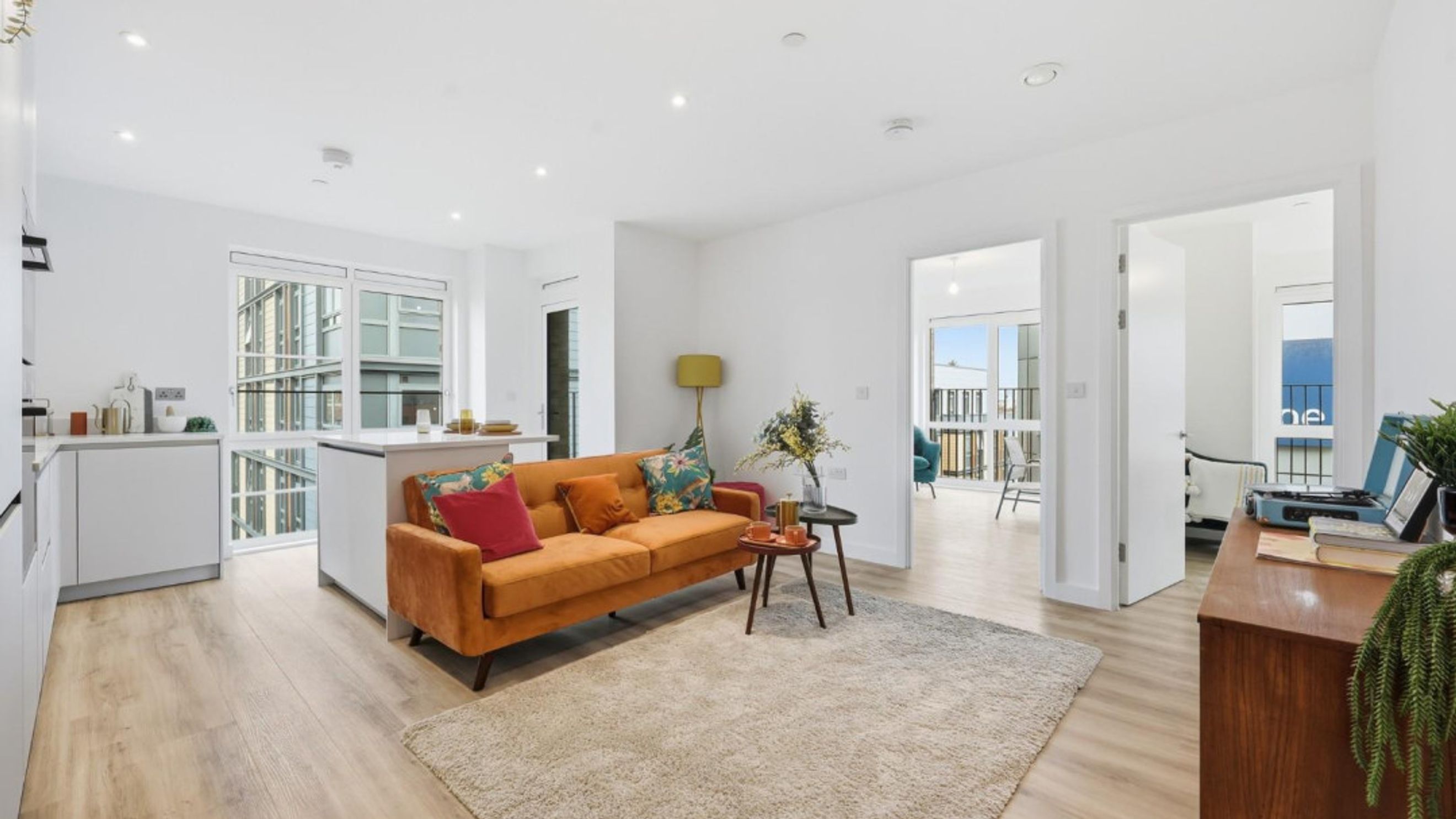 Property photo 5 of 16 for 6 Witan Street