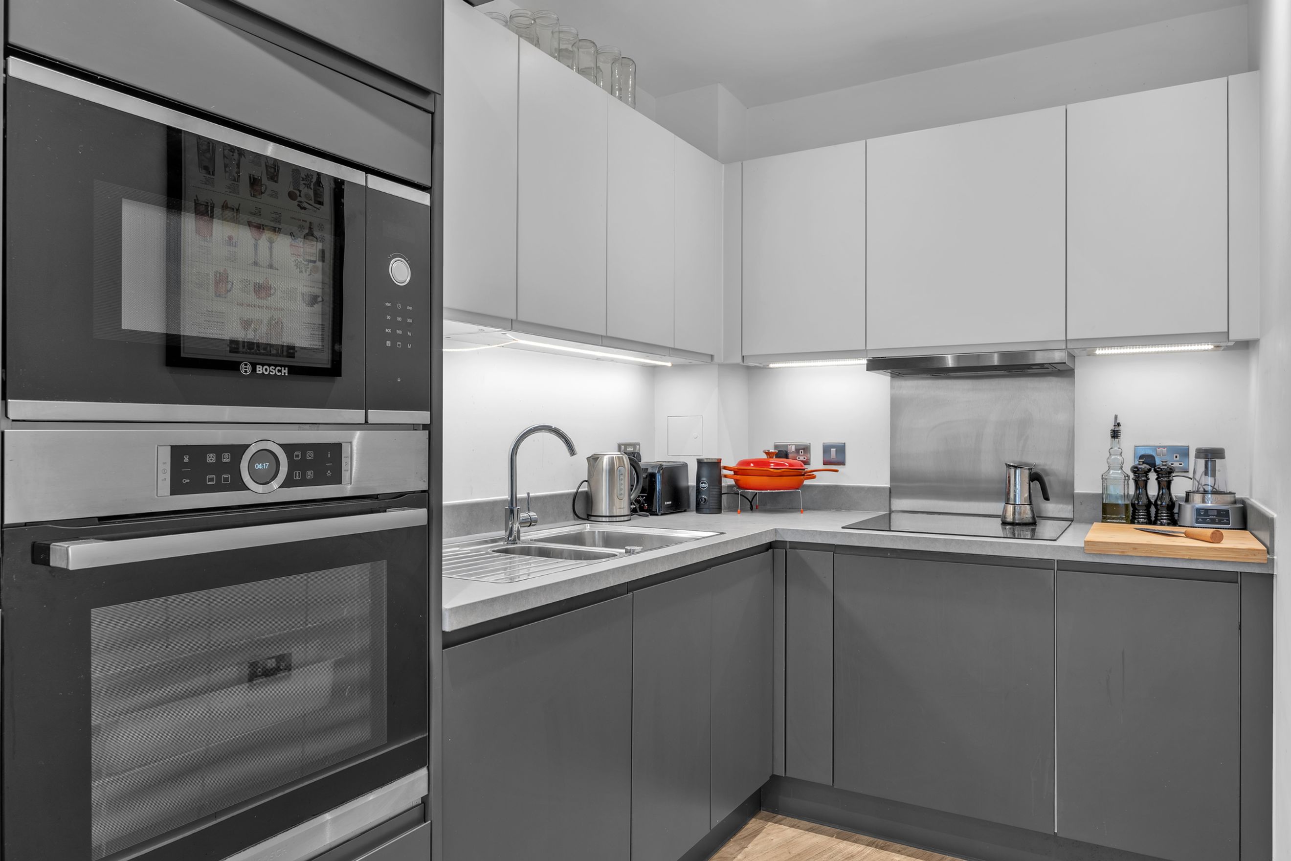 Property photo 7 of 13 for Therm Court, 51 Rookwood  Way