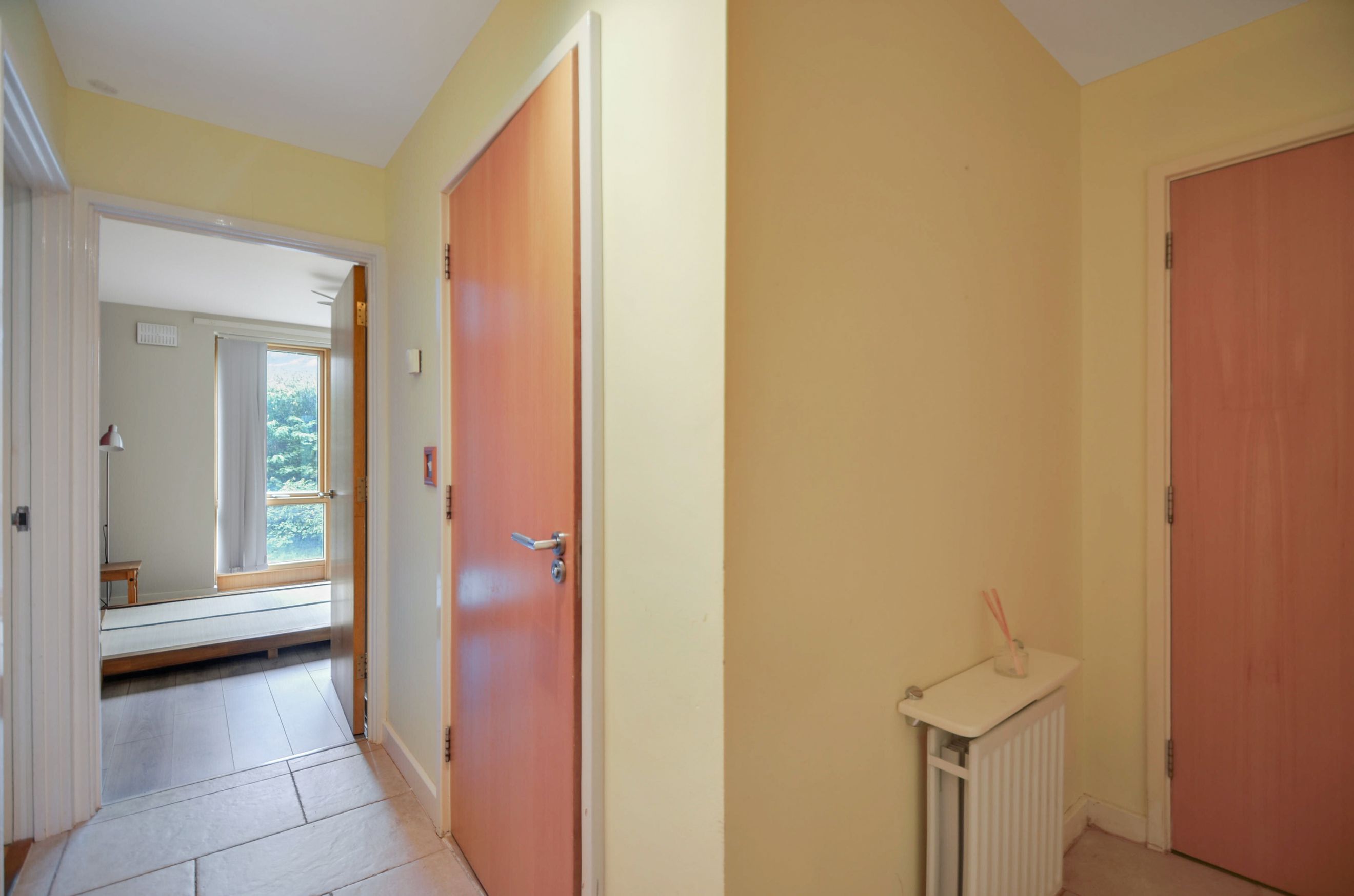 Property photo 9 of 13 for Biggs Square, Felstead Street