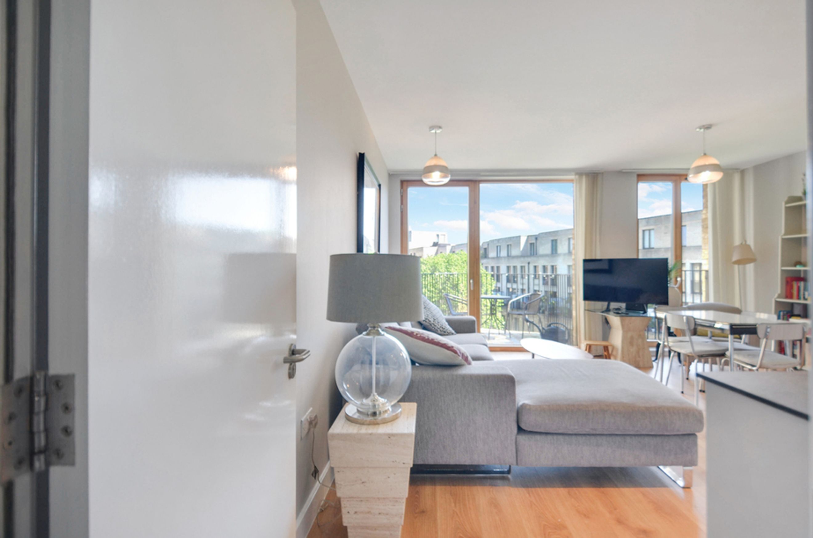 Property photo 4 of 23 for Alestan House, Freston Road