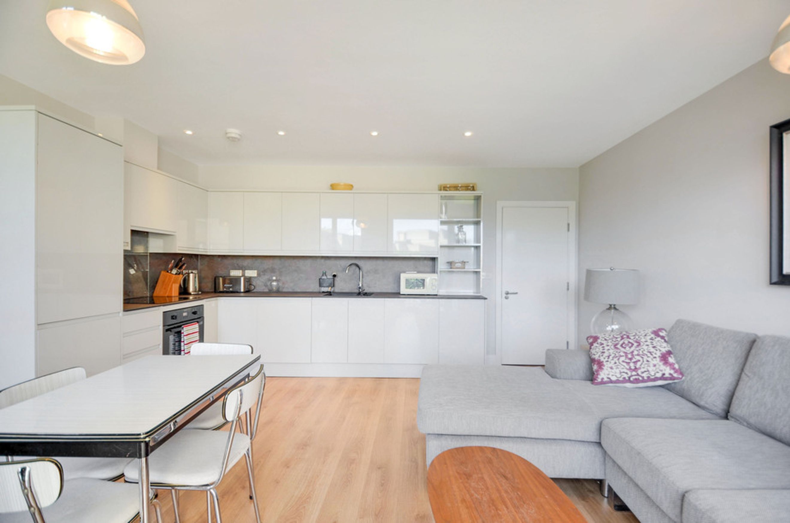 Property photo 3 of 23 for Alestan House, Freston Road