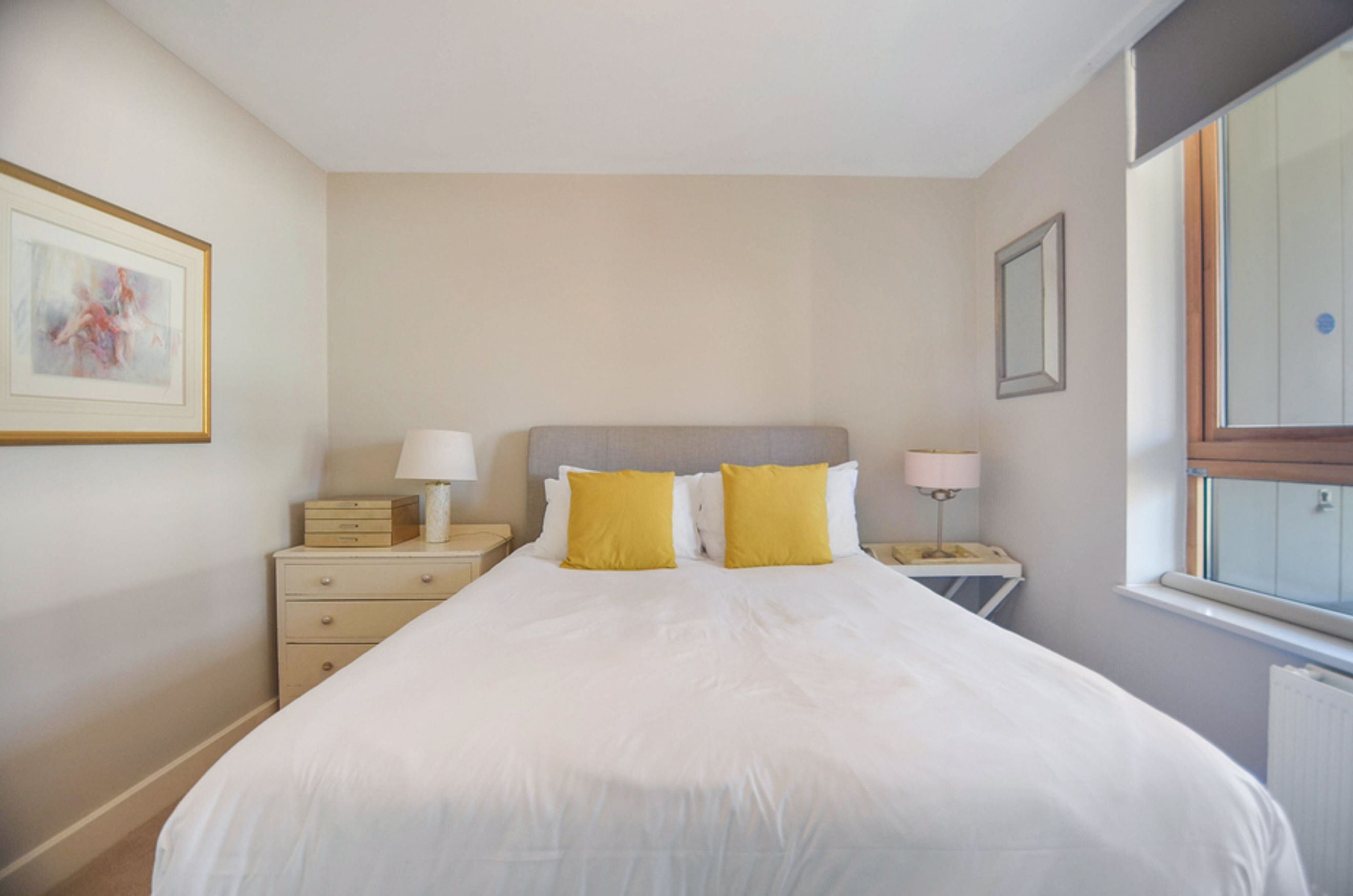 Property photo 12 of 23 for Alestan House, Freston Road