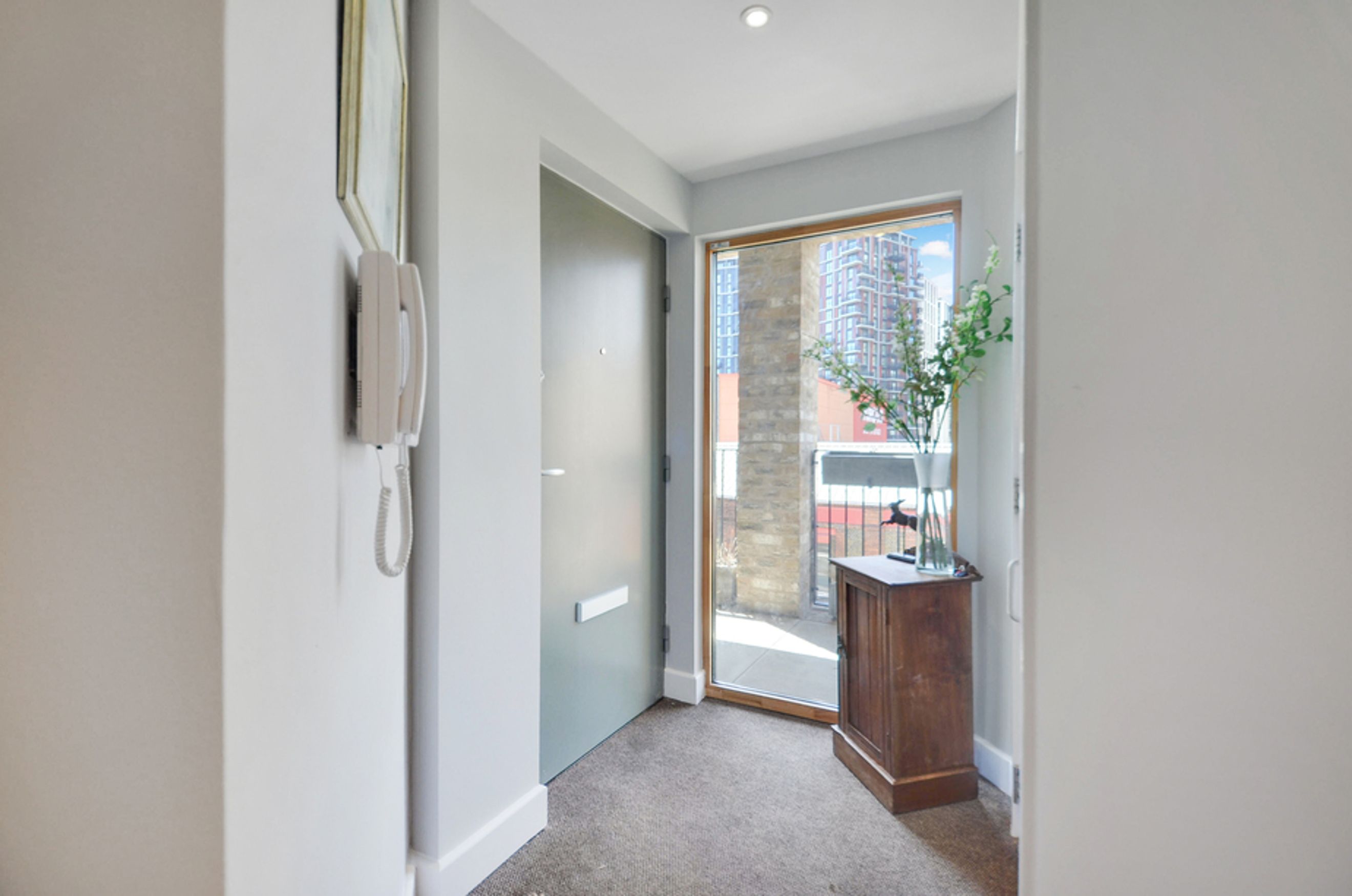 Property photo 16 of 23 for Alestan House, Freston Road