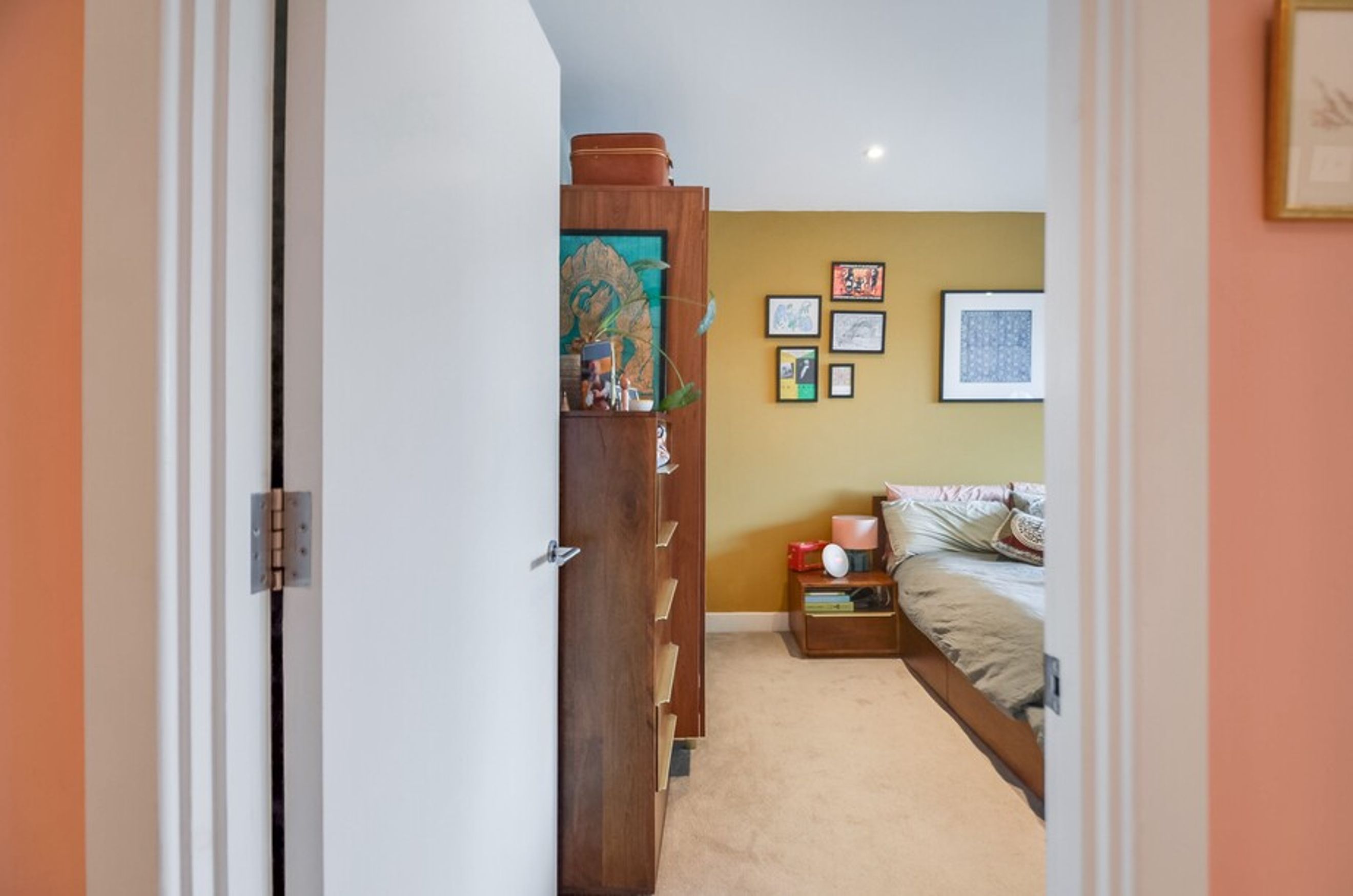 Property photo 12 of 25 for Squire house, 290 Camberwell Road