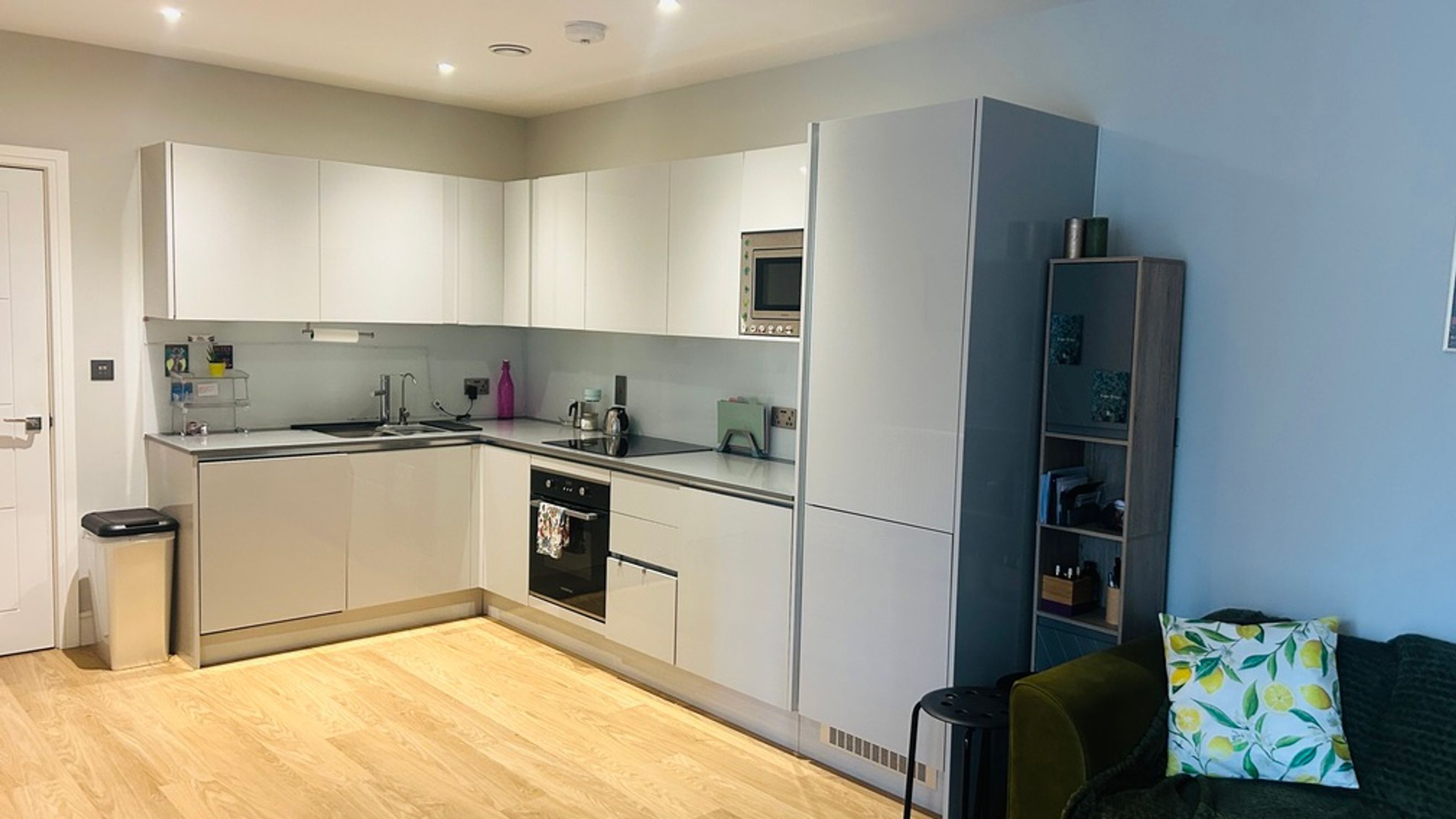 Property photo 3 of 10 for Bushane Court, Greyhound Parade
