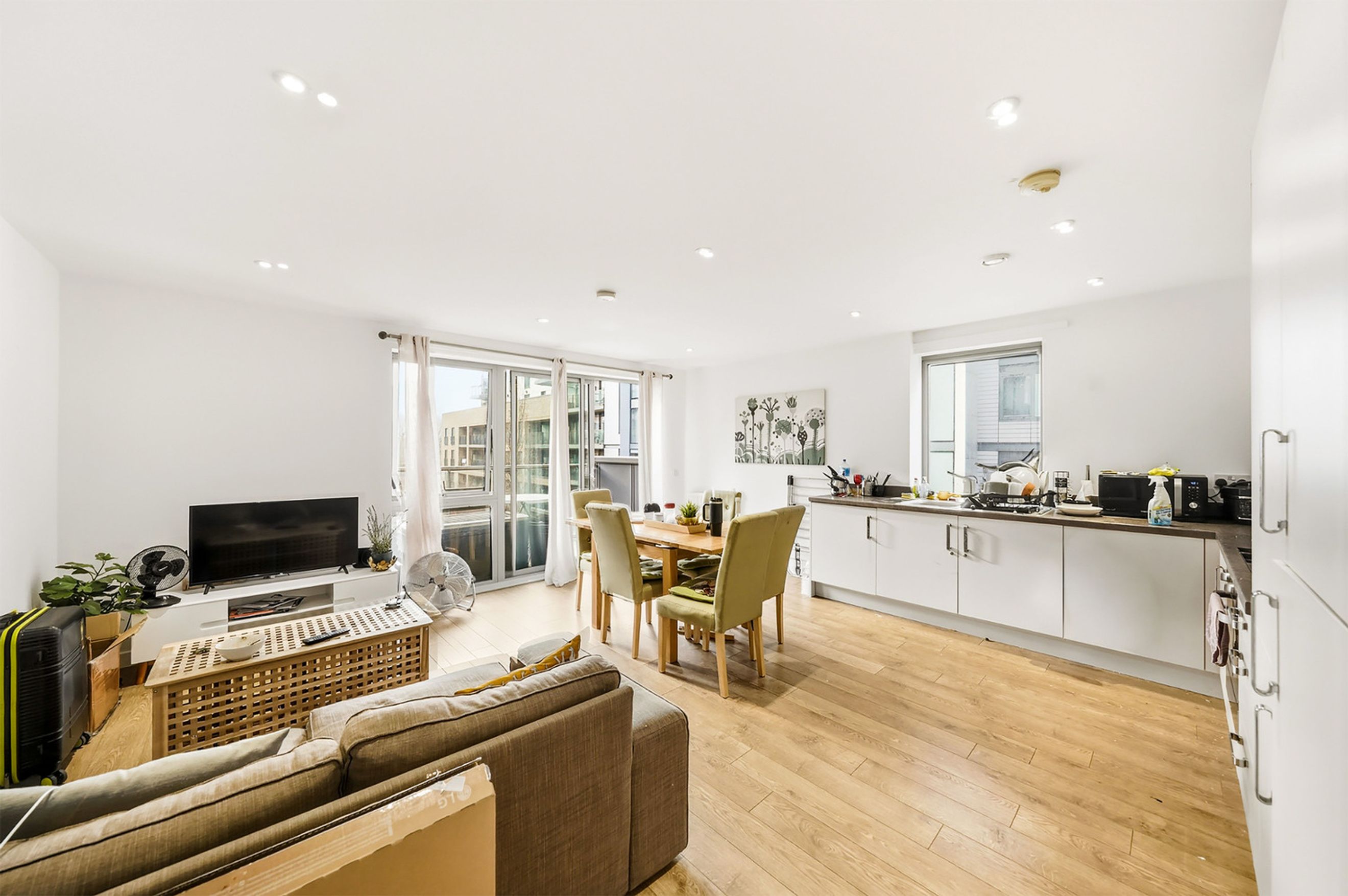 Property photo 4 of 20 for Felix point, 5 Epstein Square