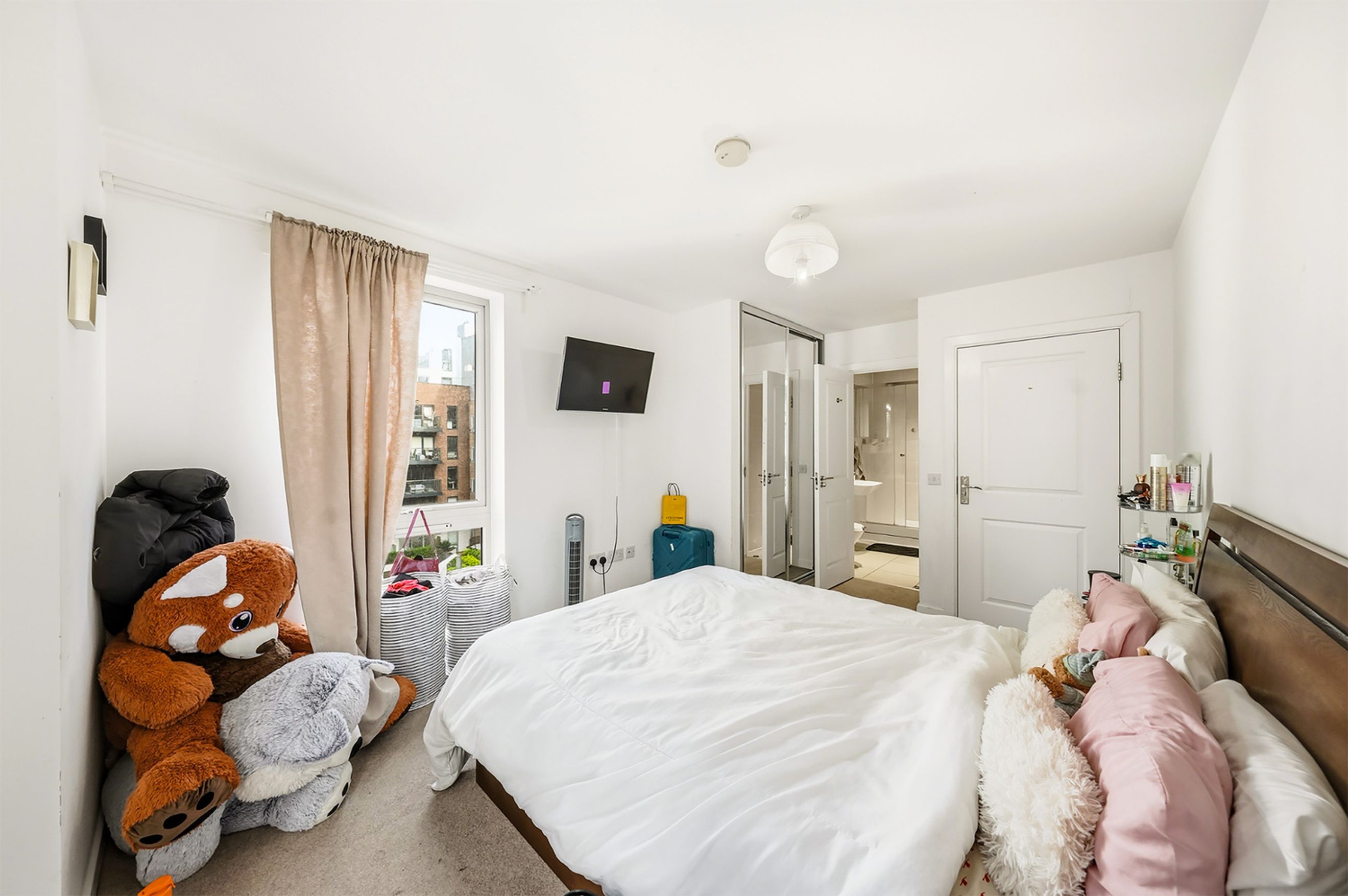 Property photo 8 of 20 for Felix point, 5 Epstein Square