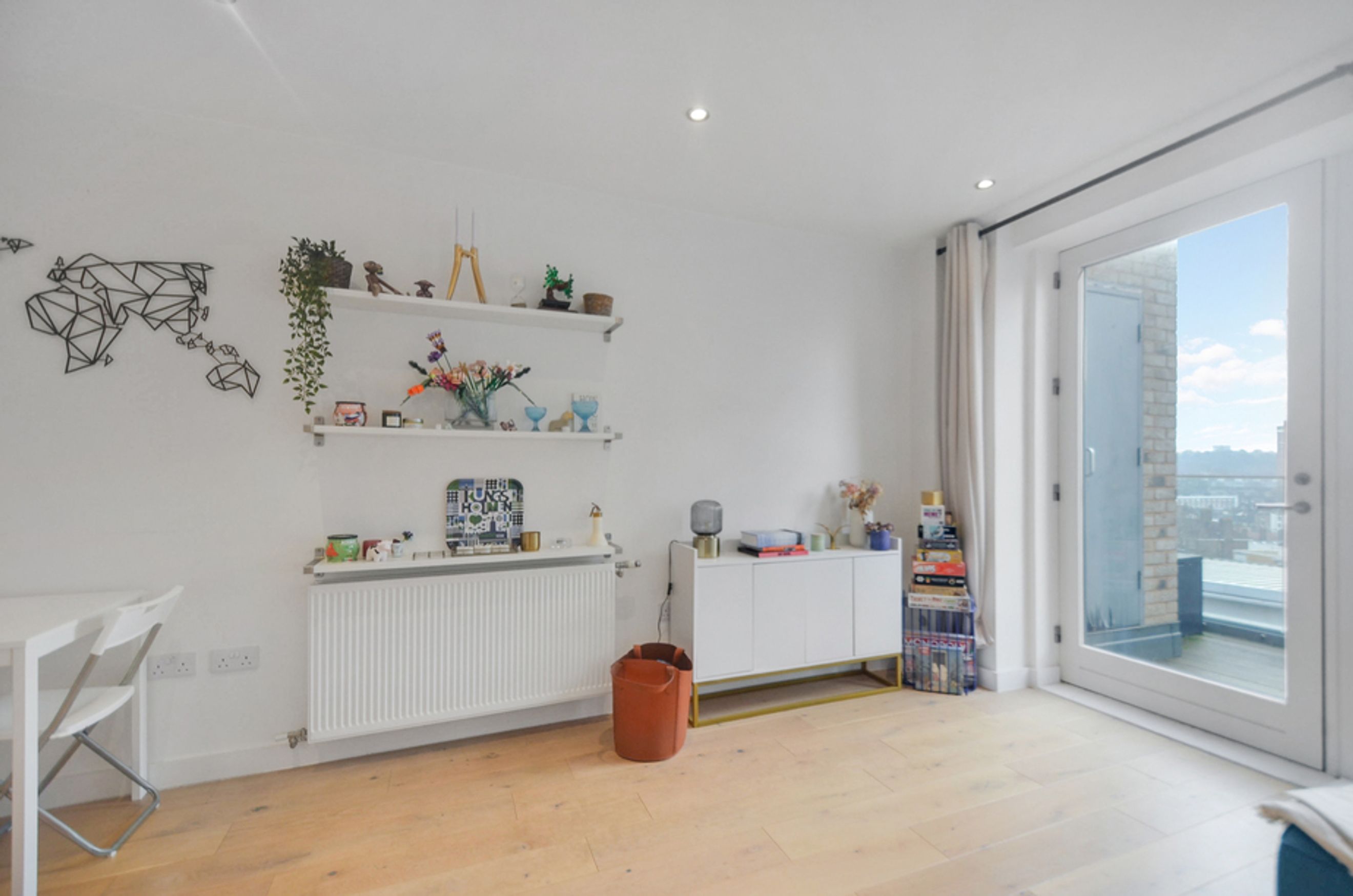 Property photo 6 of 25 for Caledonian Point, 34 Norman Road