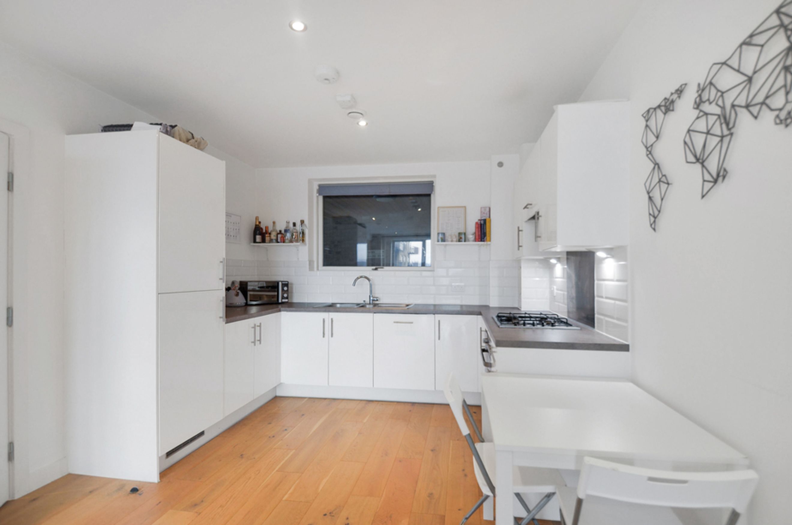 Property photo 8 of 25 for Caledonian Point, 34 Norman Road