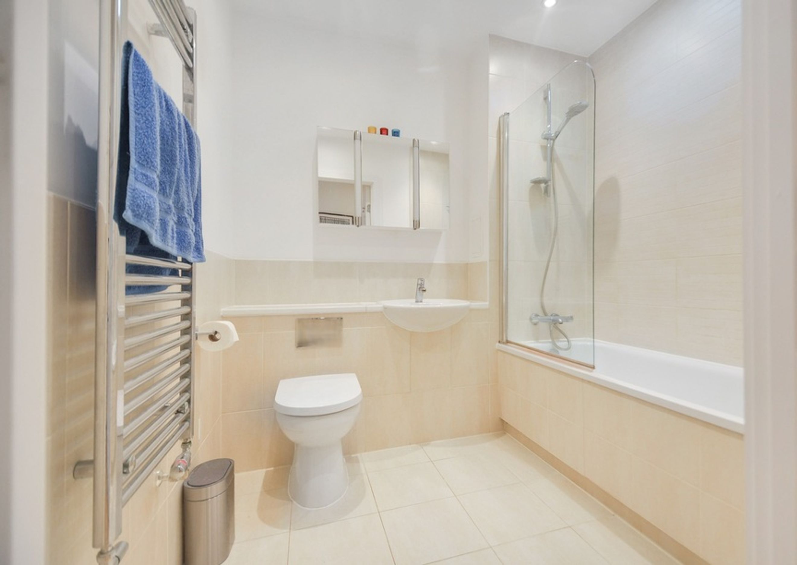 Property photo 19 of 25 for Caledonian Point, 34 Norman Road